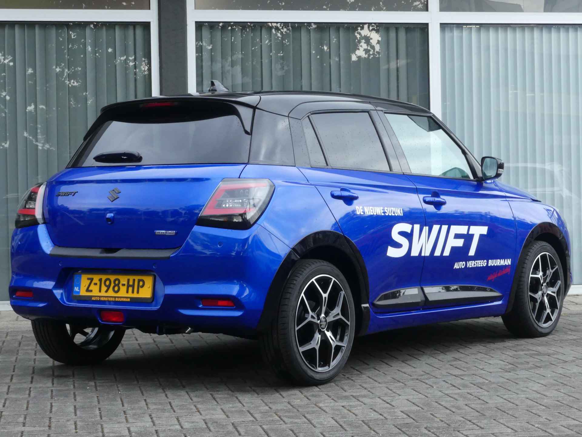 Suzuki Swift 1.2 Style / Stijl Smart Hybrid 17'' LM velgen, Navigatie, Camera - 4/29