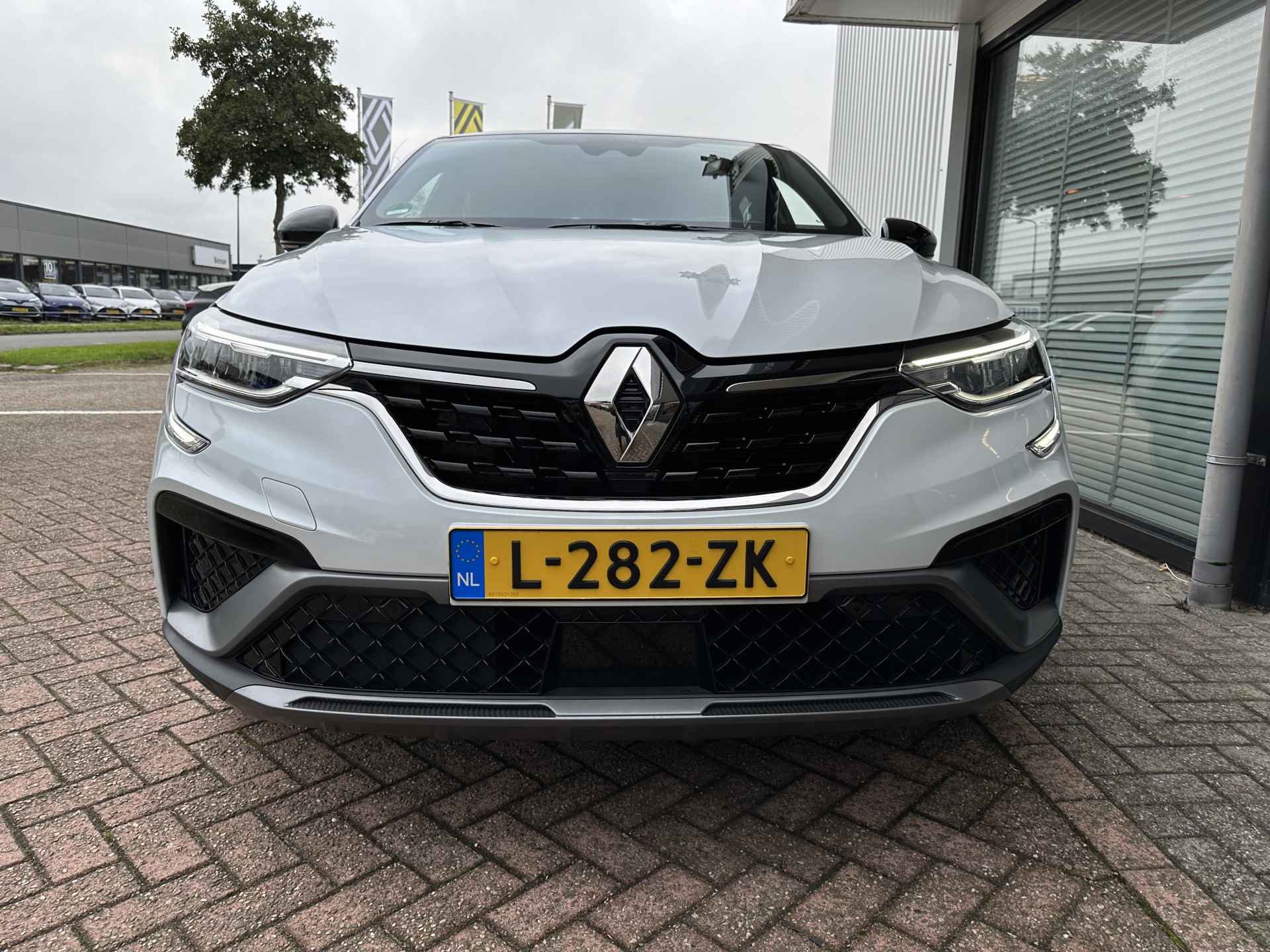 Renault Arkana 1.6 E-Tech Hybrid 145 R.S. Line | adaptive cruise | stoel- en stuurverwarming | Focal Bass | tijdelijk gratis Top Afleverpakket twv Eur 695 - 3/57