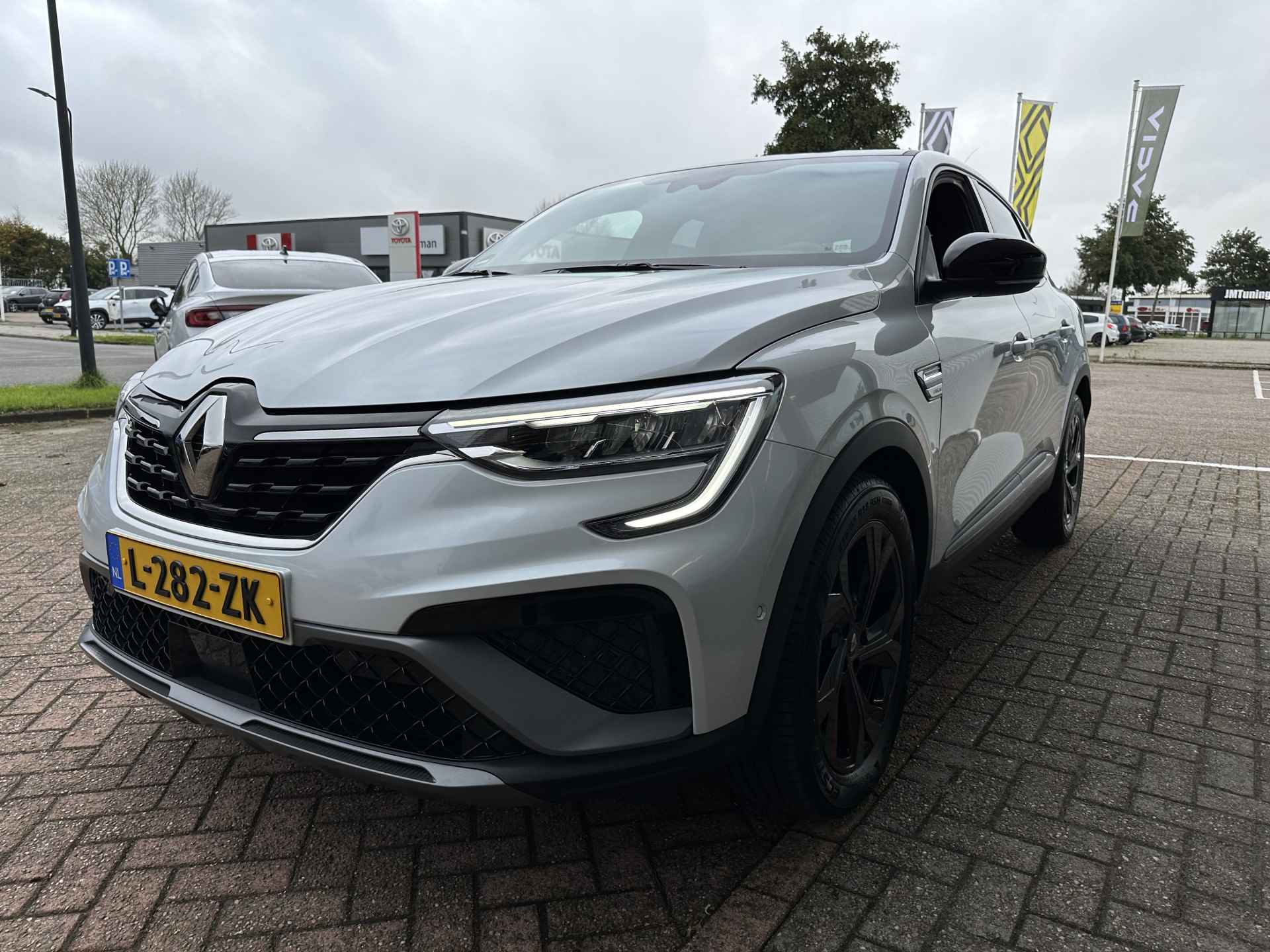 Renault Arkana 1.6 E-Tech Hybrid 145 R.S. Line | adaptive cruise | stoel- en stuurverwarming | Focal Bass | tijdelijk gratis Top Afleverpakket twv Eur 695 - 4/57