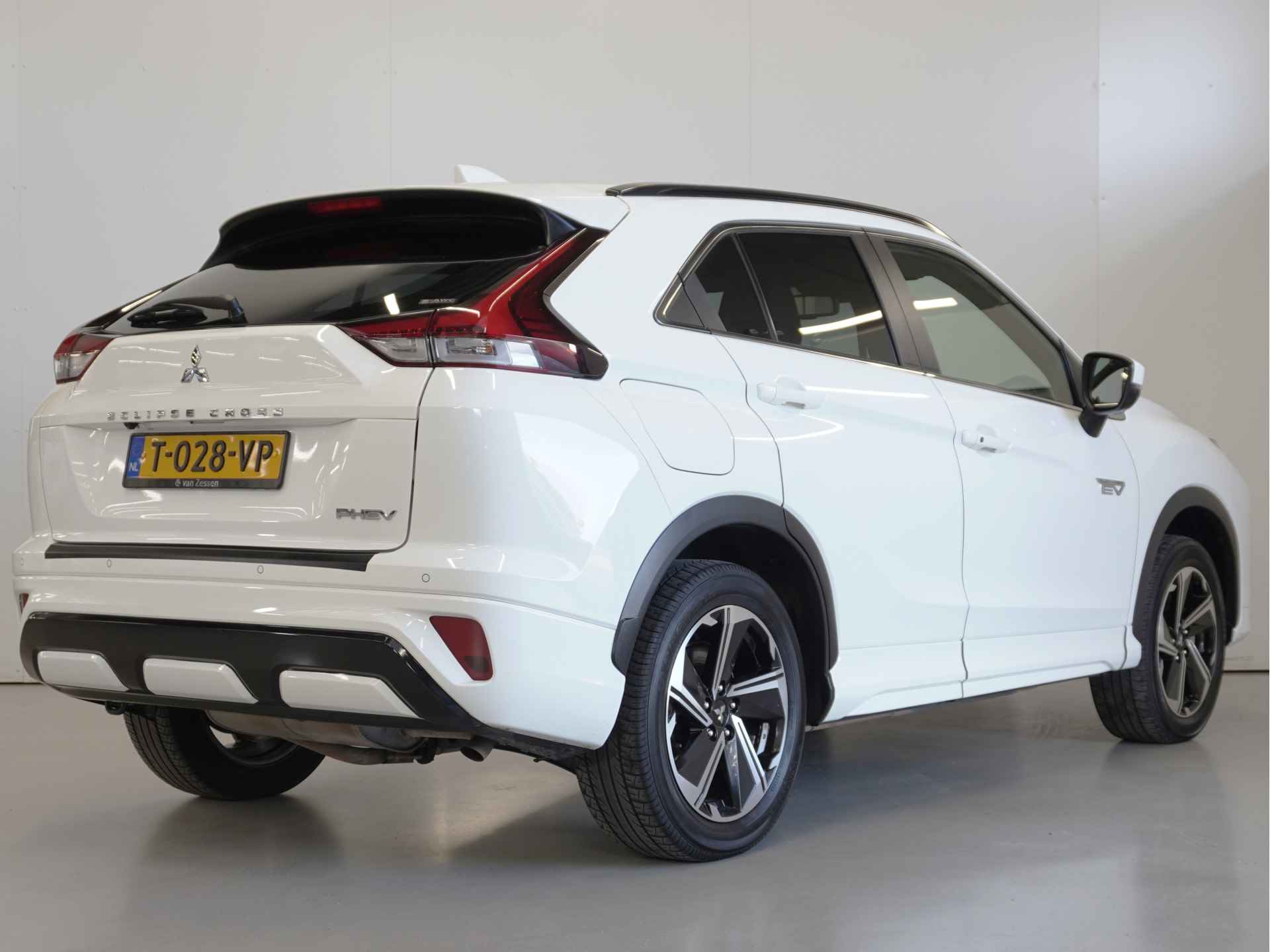 Mitsubishi Eclipse Cross 2.4 PHEV Executive | Navigatie | 360° camera | Adaptieve cruise control | Stuurverwarming - 10/55