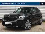 BMW iX1 xDrive30 M Sport / Panoramadak / Sportstoelen / Parking Assistant Plus / M Adaptief onderstel / Adaptieve LED / Comfort Access