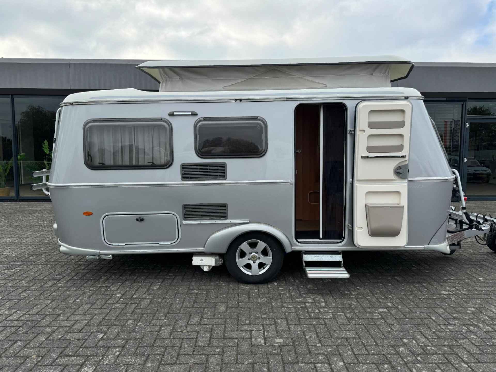 Eriba Touring Troll 530 Silver GT 1300kg as INCL. STALLING - 5/17