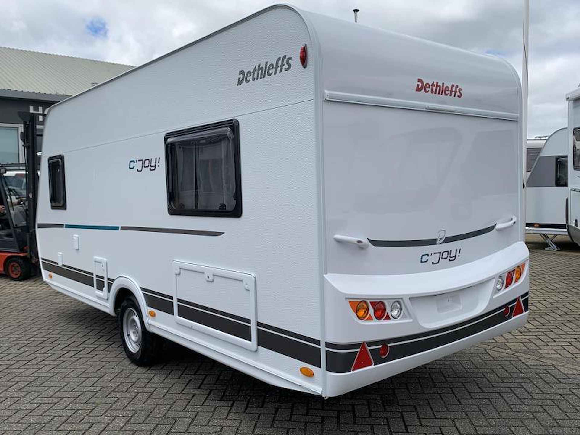 Dethleffs C'Joy 460 LE NIEUW - ENKELE BEDDEN! - 5/21