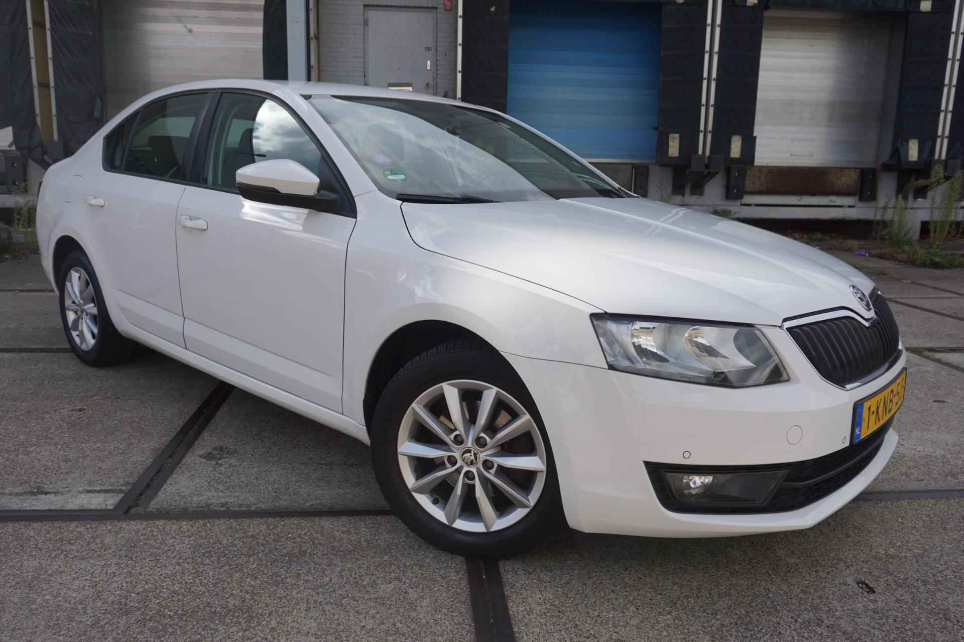 Skoda Octavia 1.2 TSI Greentech Ambition Businessline - 3/33