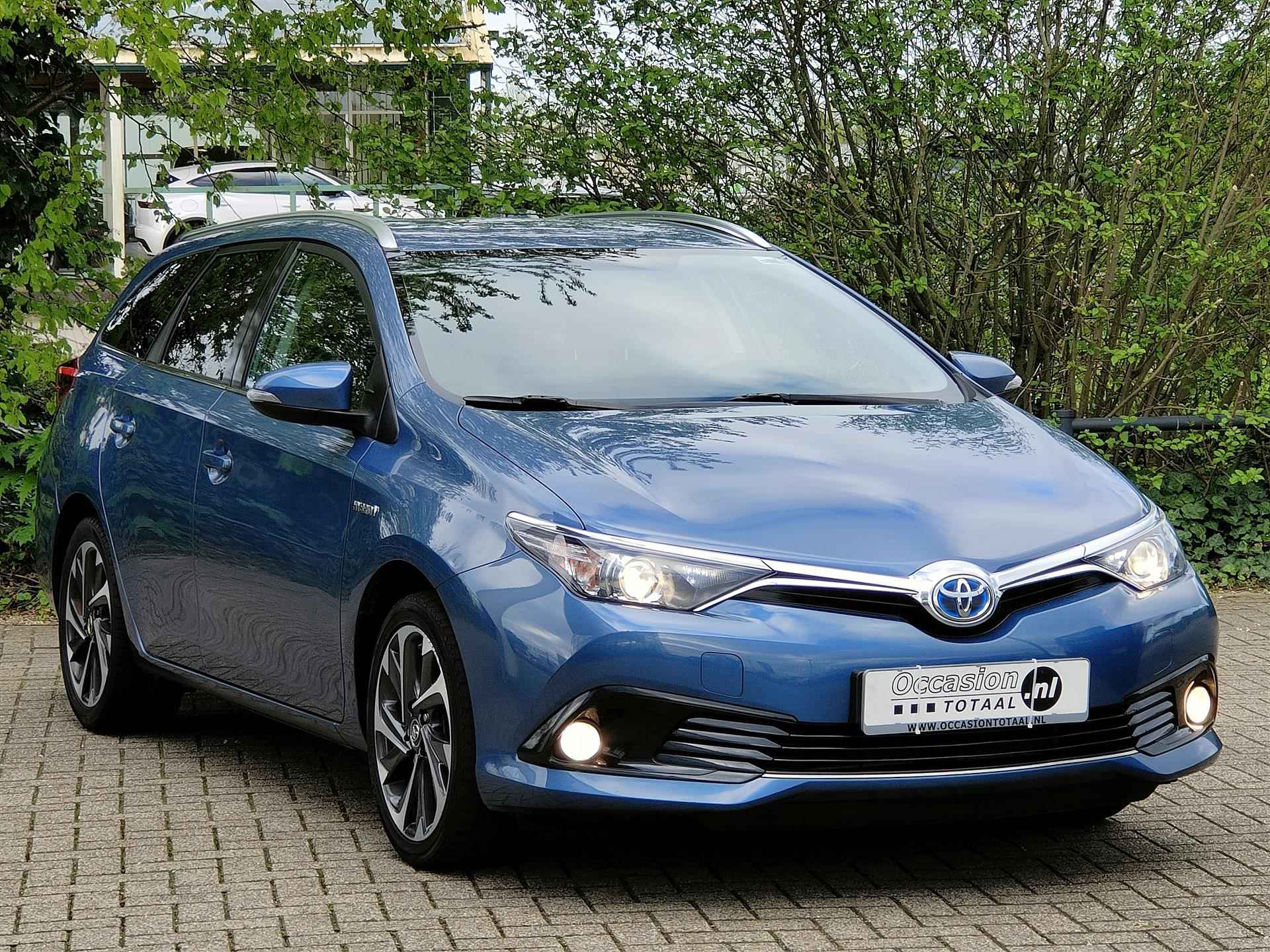 Toyota Auris Touring Sports 1.8 Hybrid Dynamic | Camera | Cruise | Bluetooth | Stoelverwarming - 3/18