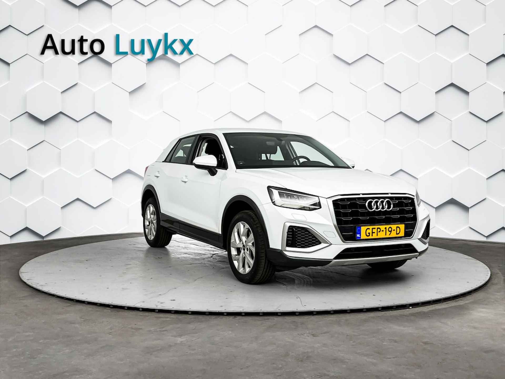 Audi Q2 30 TFSI Business Edition | Navigatie | App Connect | Parkeercamera - 11/38