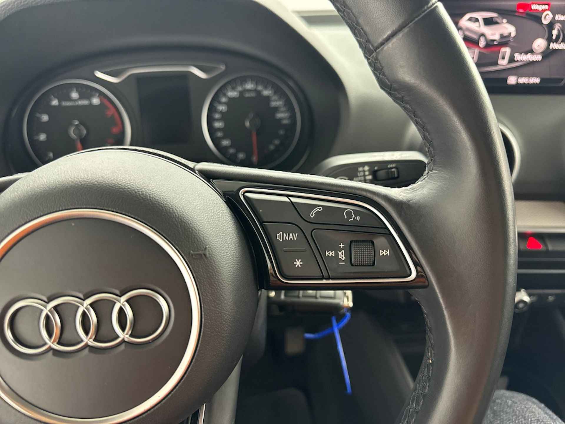 Audi Q2 30 TFSI Business Edition | Navigatie | App Connect | Parkeercamera - 22/38