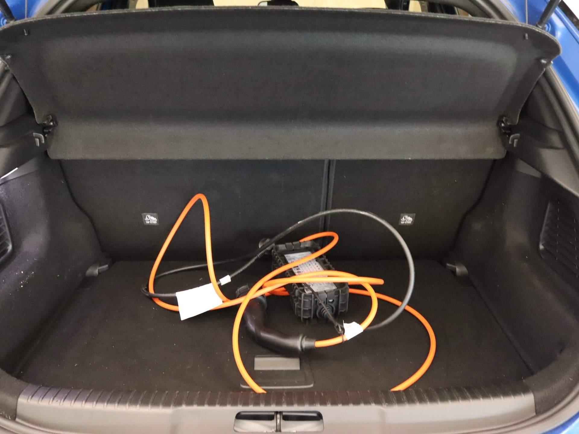 Opel Mokka Electric Level 4 50 kWh - PARKEERSENSOREN VOOR EN ACHTER - DODE HOEK DETECTIE - ACHTERUITRIJ CAMERA - APPLE CARPLAY/ANDROID AUTO - KEYLESS ENTRY & START - 15/33