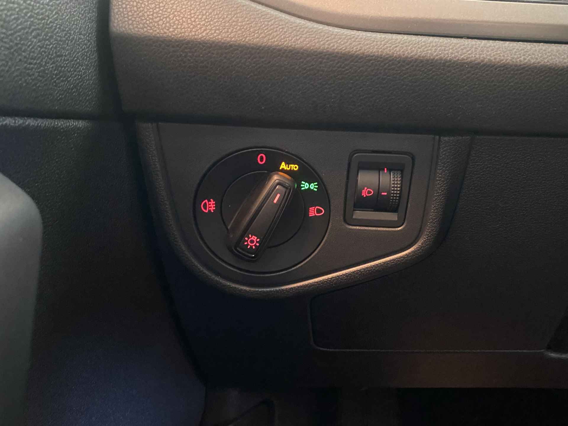 Volkswagen Polo 1.0 TSI Comfortline Business | Automaat | Apple-carplay | Bluetooth | Airco | - 34/40