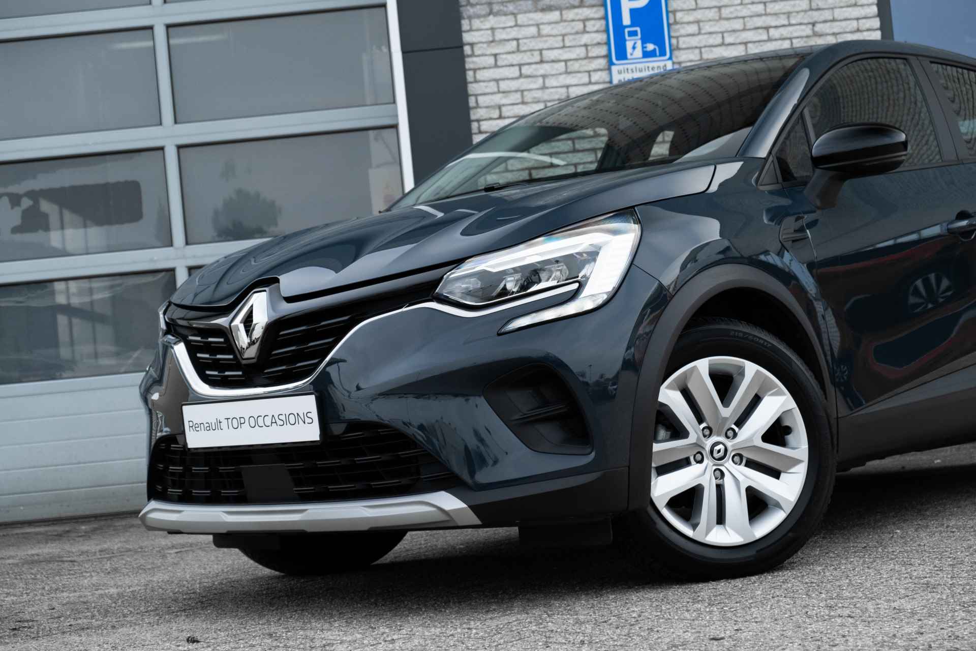 Renault Captur 1.6 E-Tech Plug-in Hybrid 160 PK Intens | 4 seizoensbanden | ECC | Parkeersensoren achter | | incl. Bovag rijklaarpakket met 12 maanden garantie | - 17/49