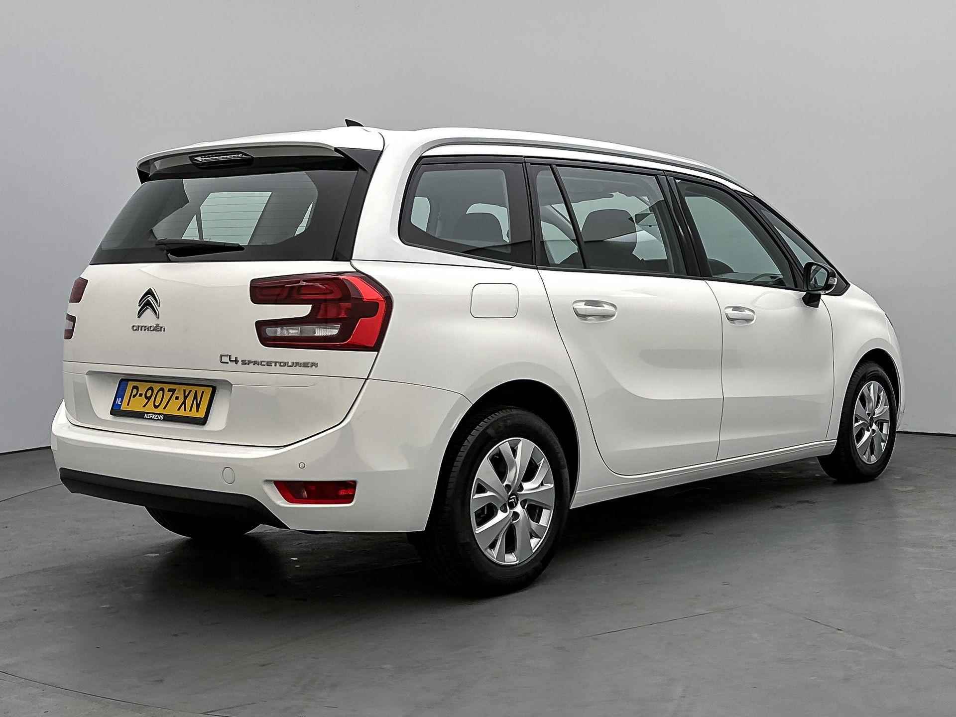 Citroen Grand C4 SpaceTourer SUV Feel 130 pk | Navigatie  | Parkeersensoren Voor en Achter | LED Dagrijverlichting | 2 Stoelen op Derde Rij | Lederen Stuurwiel | Cllimate Control | Cruise Control | 16" Lichtmetalen Velgen | Apple Carplay/Android Auto | - 9/34