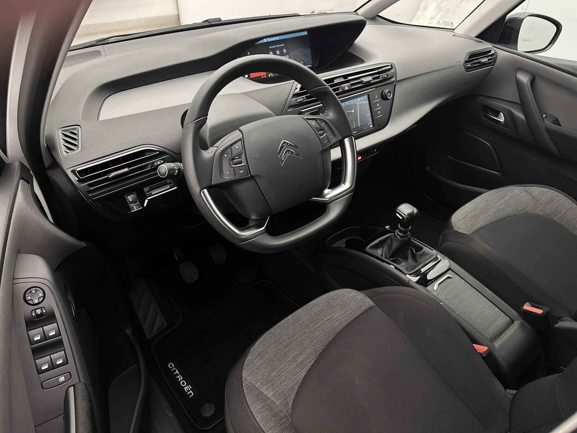 Citroen Grand C4 SpaceTourer SUV Feel 130 pk | Navigatie  | Parkeersensoren Voor en Achter | LED Dagrijverlichting | 2 Stoelen op Derde Rij | Lederen Stuurwiel | Cllimate Control | Cruise Control | 16" Lichtmetalen Velgen | Apple Carplay/Android Auto | - 11/34