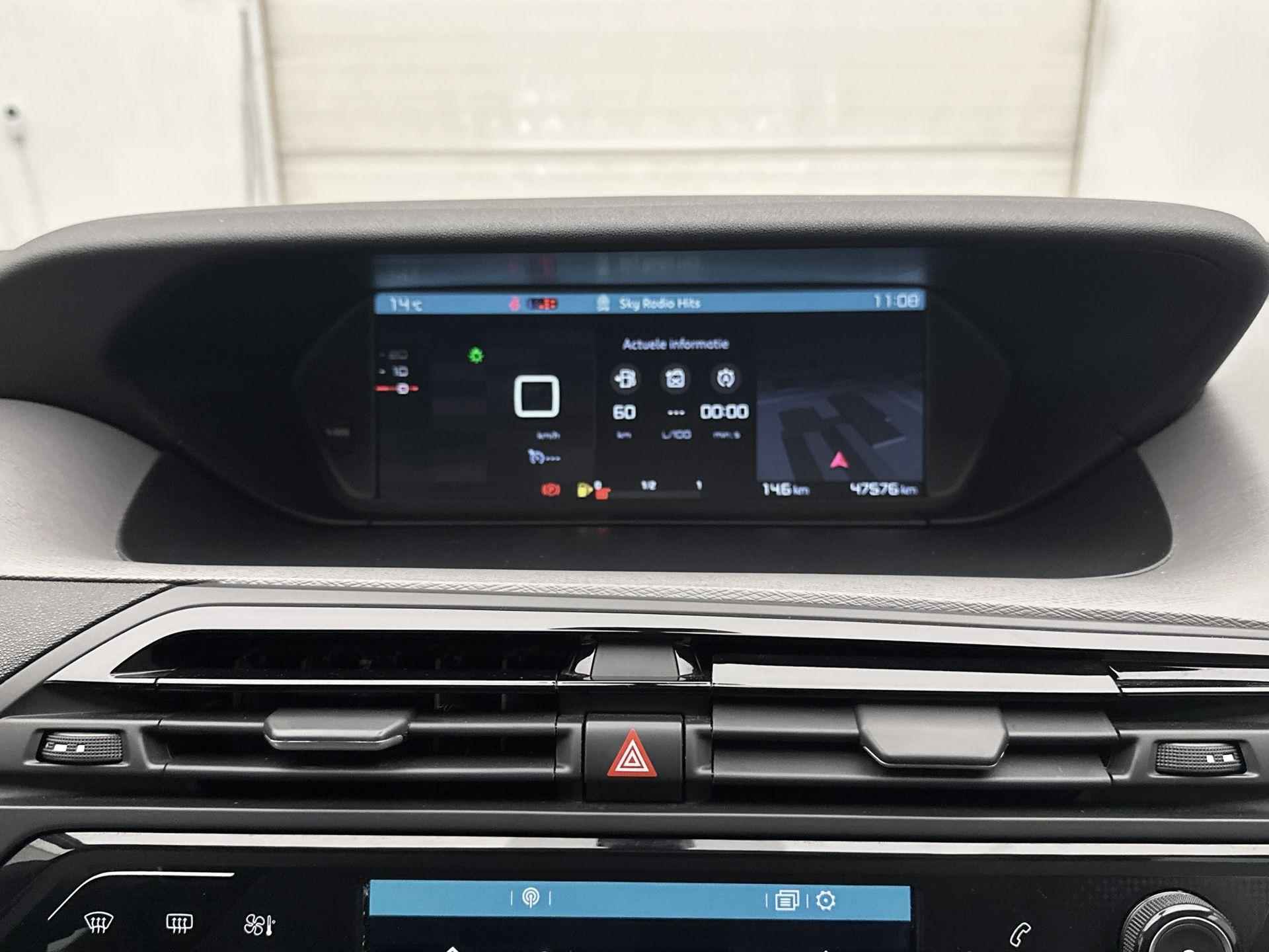 Citroen Grand C4 SpaceTourer SUV Feel 130 pk | Navigatie  | Parkeersensoren Voor en Achter | LED Dagrijverlichting | 2 Stoelen op Derde Rij | Lederen Stuurwiel | Cllimate Control | Cruise Control | 16" Lichtmetalen Velgen | Apple Carplay/Android Auto | - 20/34