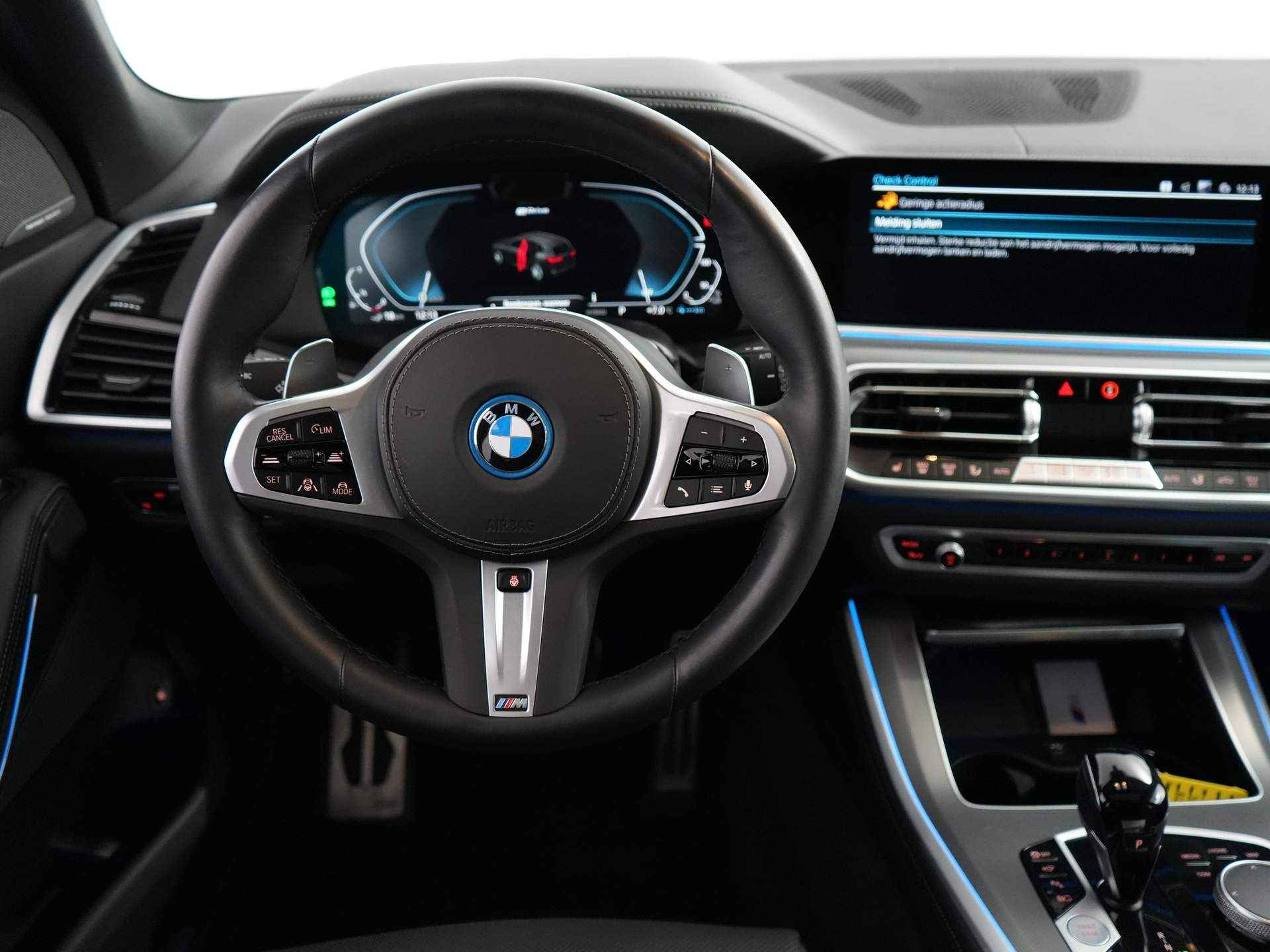 BMW X5 xDrive45e High Executive | M-sport | Pano dak | Luchtvering | Adaptieve cruise | Leder | 360* Camera | Harman kardon | Stoelen met geheugen | Wegklapbare trekhaak | Navi | Dodehoek bewaking | - 8/38