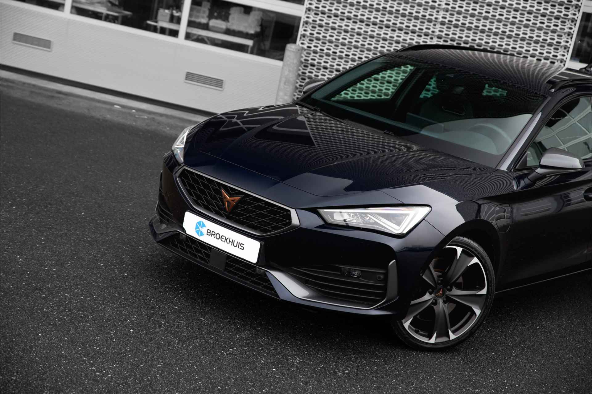 CUPRA Leon Sportstourer 1.4 e-Hybrid VZ Adrenaline 245 pk | Navigatie | Camera | Stoel- en stuurverwarming - 16/25