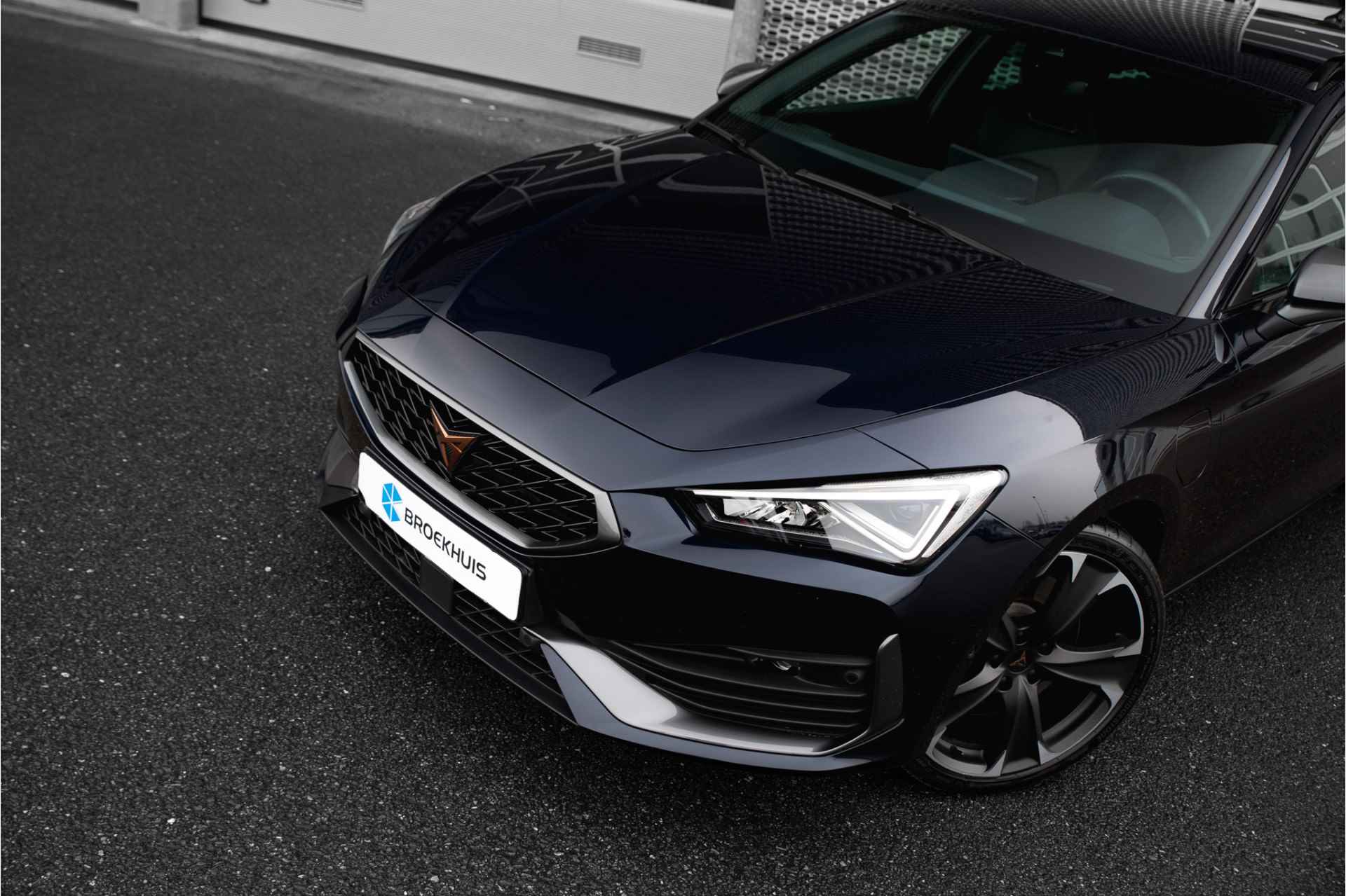 CUPRA Leon Sportstourer 1.4 e-Hybrid VZ Adrenaline 245 pk | Navigatie | Camera | Stoel- en stuurverwarming - 17/25