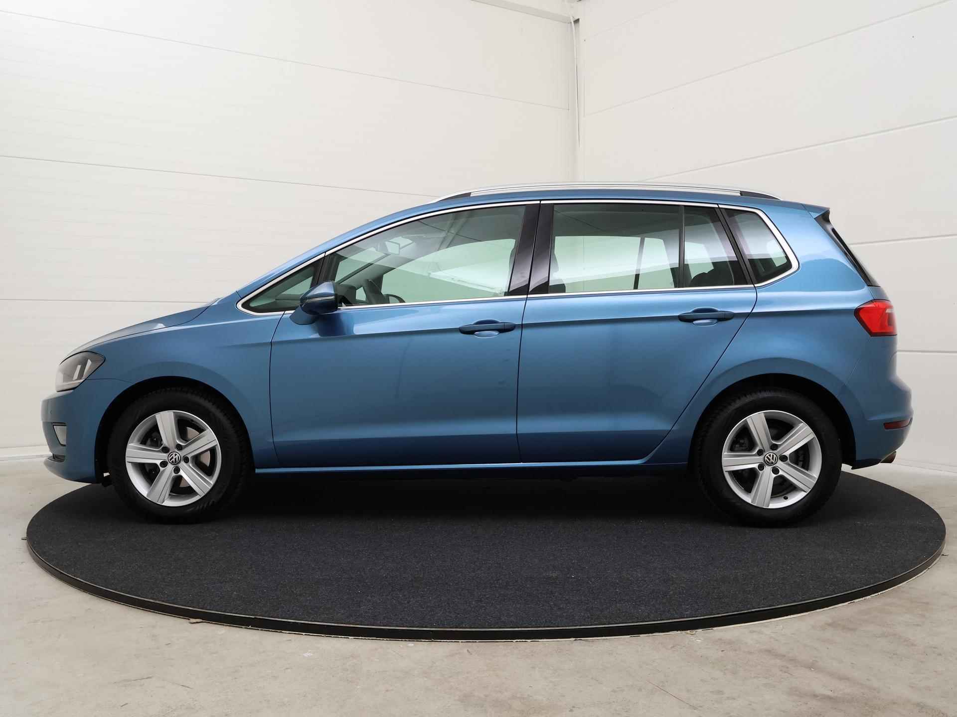 Volkswagen Golf Sportsvan 1.4 TSI 125 PK DSG Highline | Navigatie | Adaptive Cruise Control | Parkeerhulp | LMV | Climatronic | - 4/15