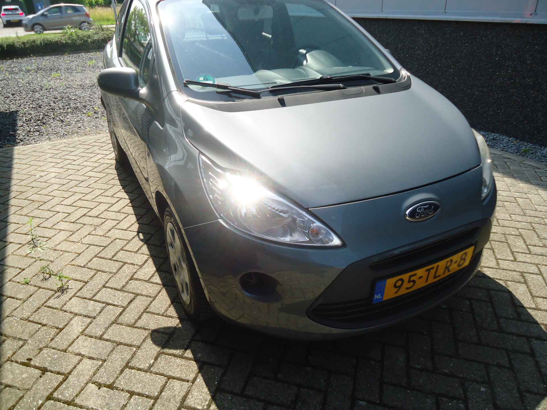 FORD Ka 1.2 69pk Cool & Sound - 2/15