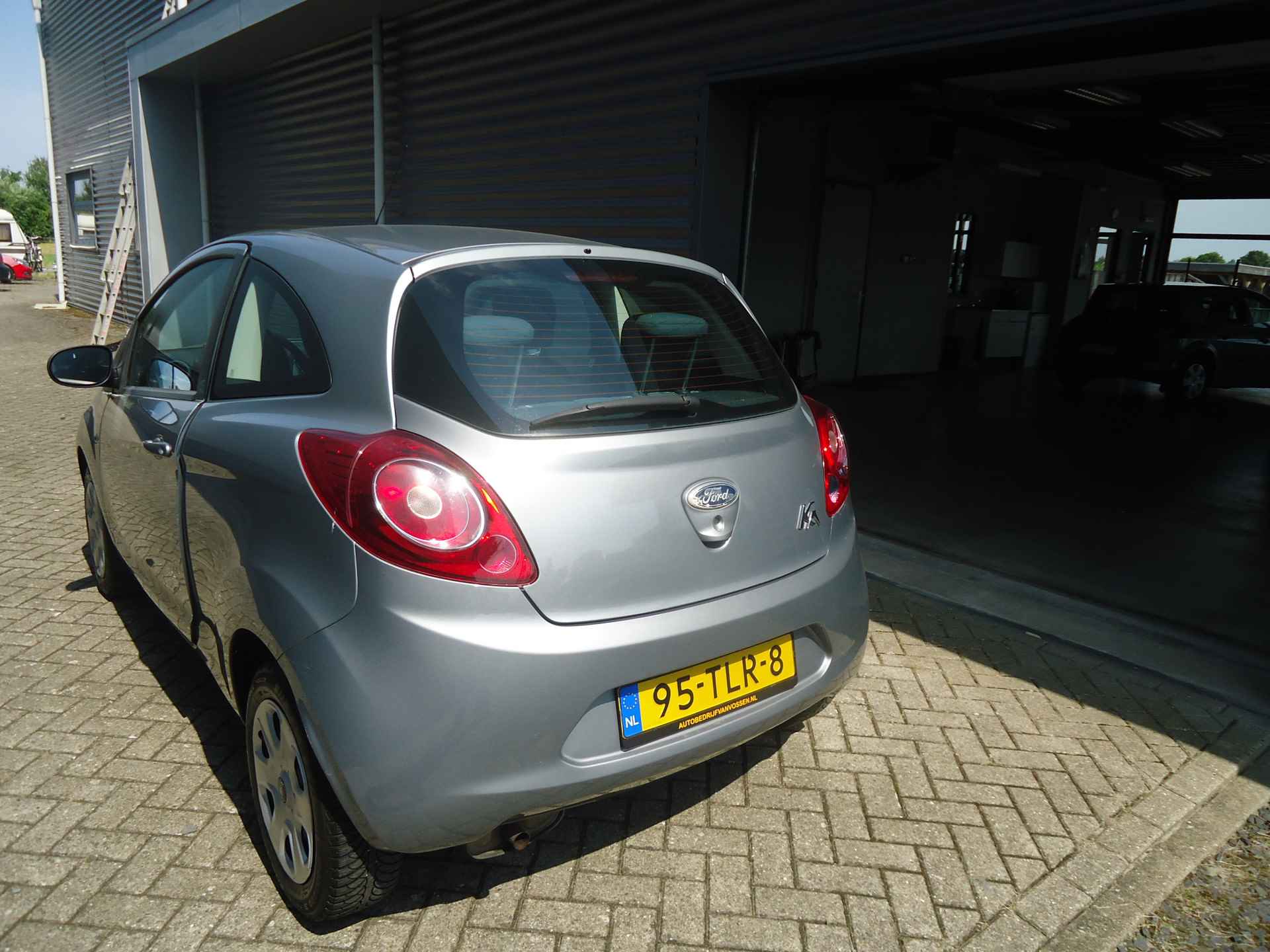 FORD Ka 1.2 69pk Cool & Sound - 4/15