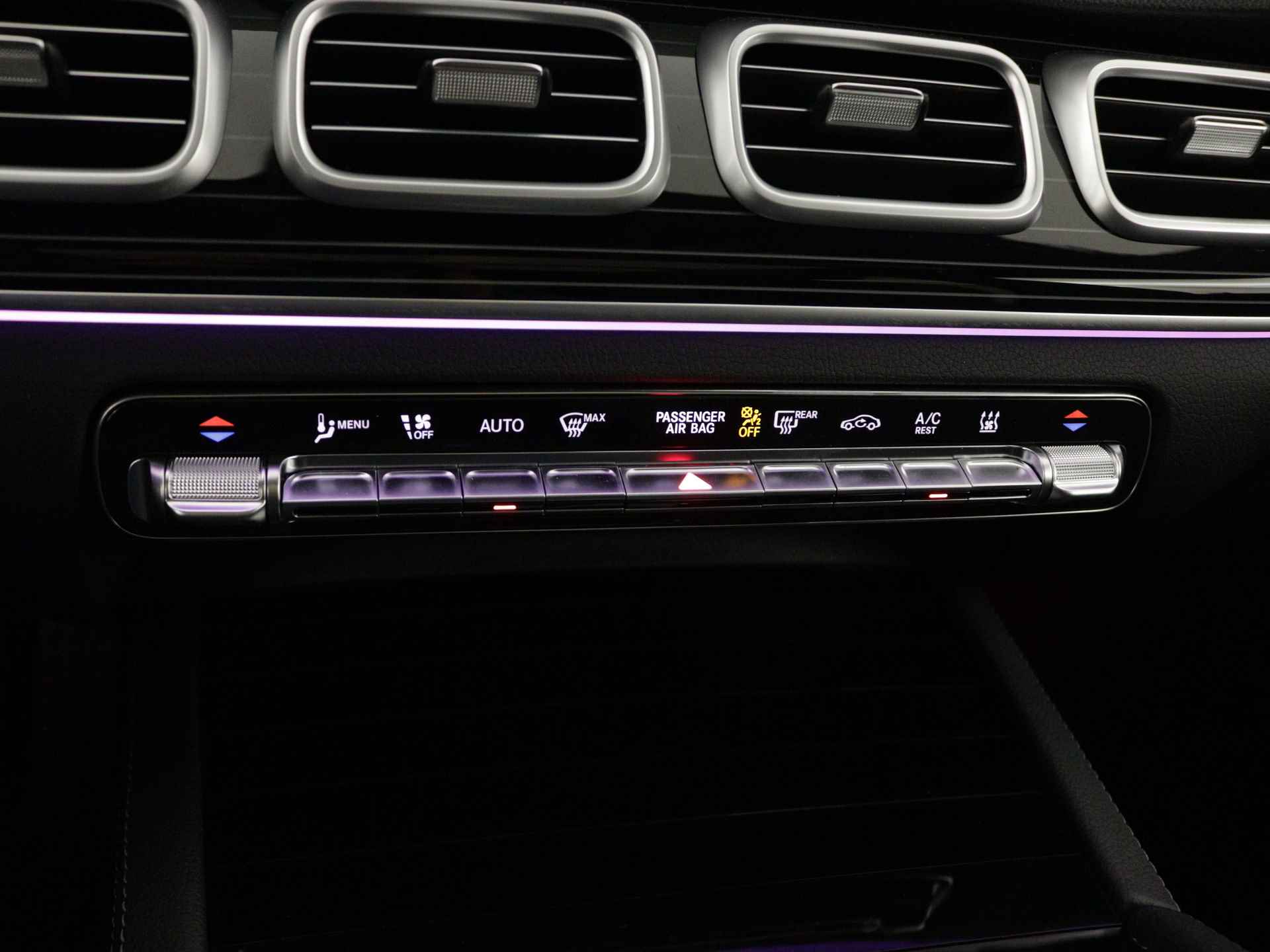 Mercedes-Benz GLE 400 e AMG Plug-In Hybride | Panorama Schuif-kanteldak | Trekhaak | Burmester | Adaptive Cruise control | Navi | Alarm | Inclusief 24 maanden Mercedes-Benz Certified garantie voor Europa. - 12/45