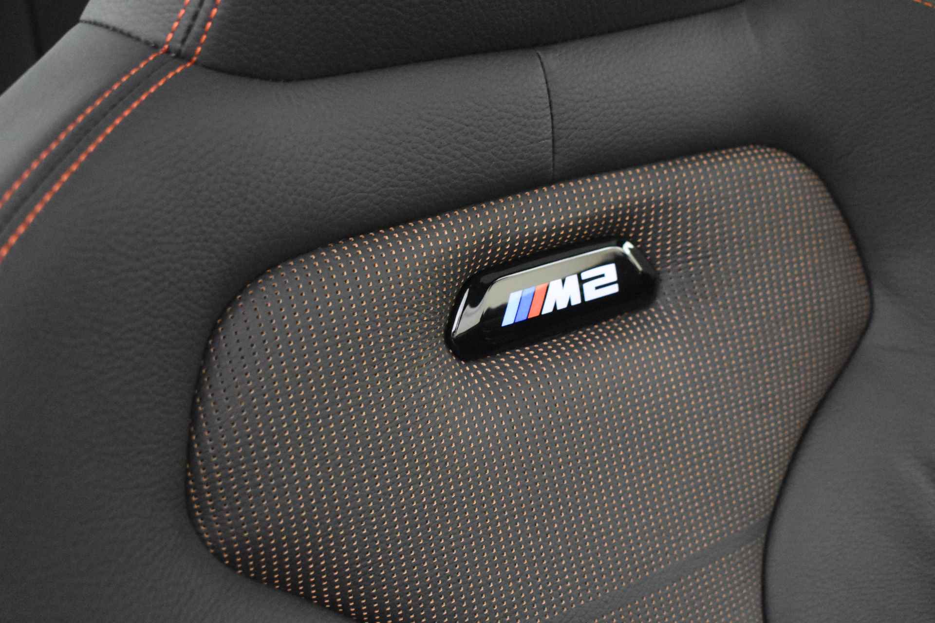 BMW 2 Serie Coupé M2 DCT Competition Automaat / Schuif-kanteldak / M Sportstoelen / Adaptieve LED / Achteruitrijcamera / Comfort Access / Verwarmd Stuurwiel - 37/39