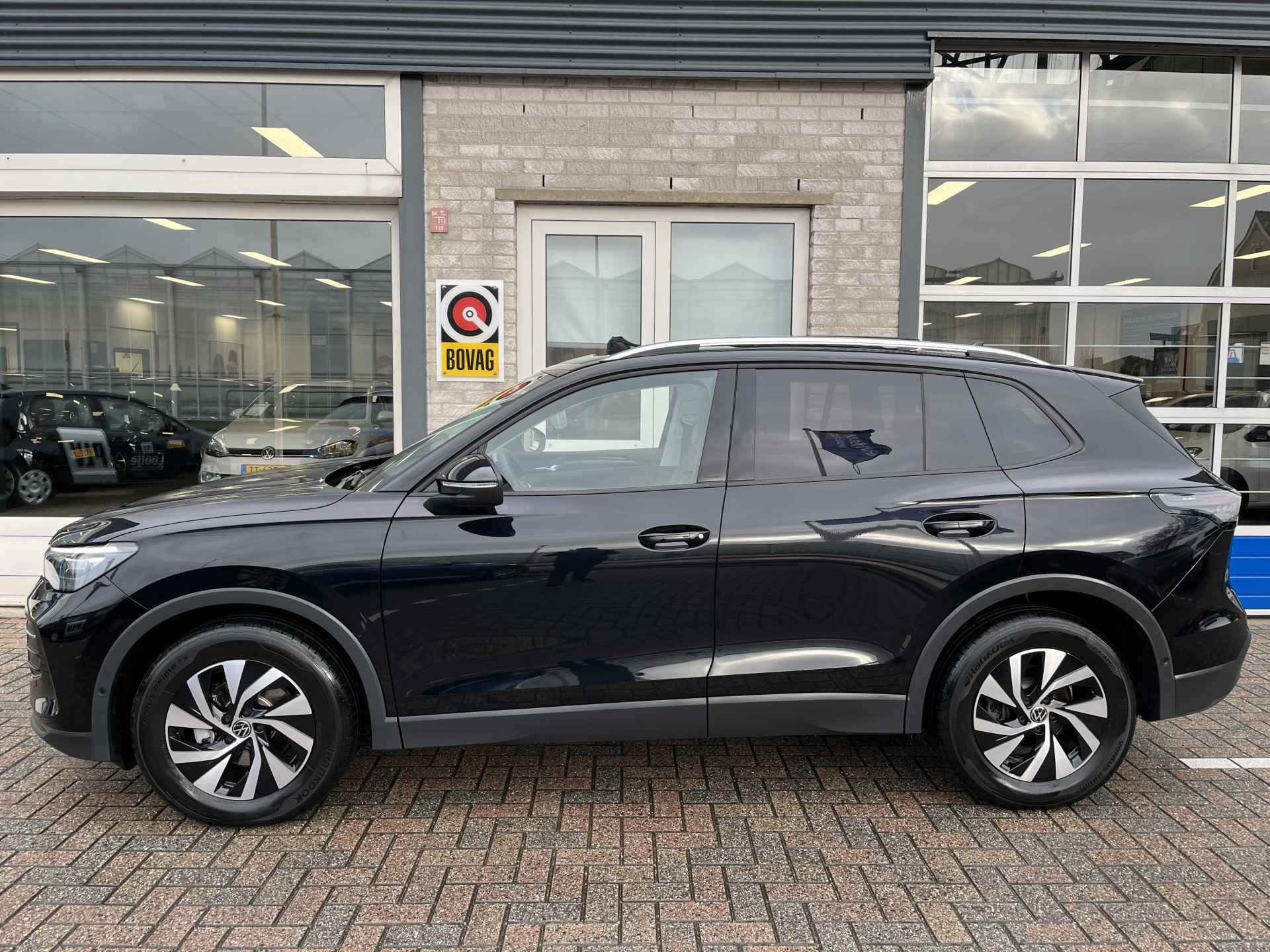 Volkswagen Tiguan 1.5 eTSI Life Edition / AUTOMAAT/ GARANTIE TM 6-2030/ PANO/ CAMERA/ PARK. SENSOREN/ LED/ DODE HOEK/ KEYLESS/ ADAPT. CRUISE/ APP CONNECT/ CLIMA/ DAB/ - 3/64