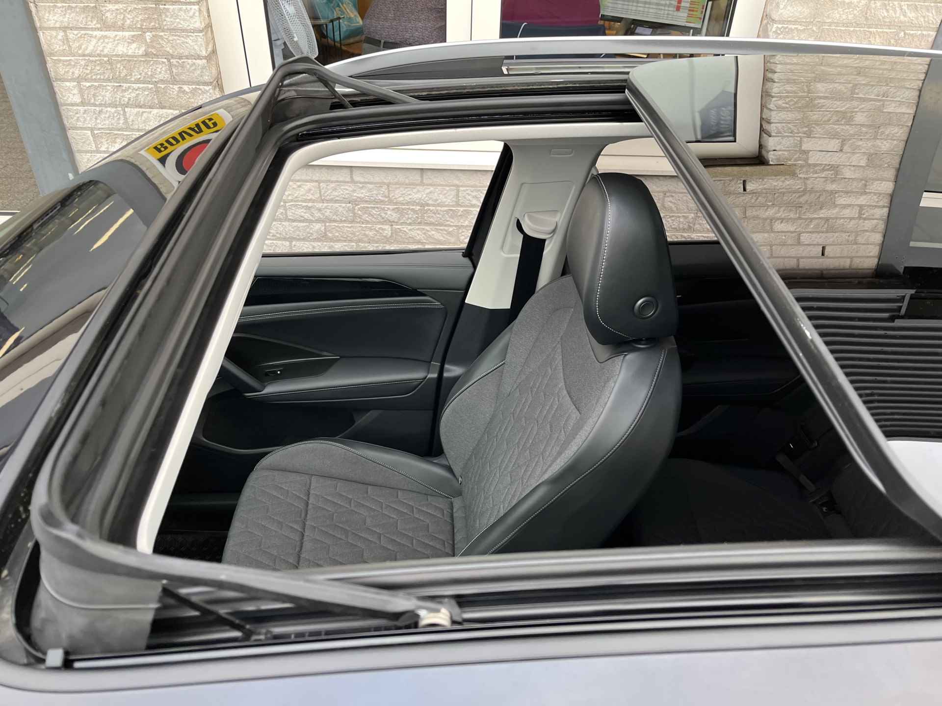 Volkswagen Tiguan 1.5 eTSI Life Edition / AUTOMAAT/ GARANTIE TM 6-2030/ PANO/ CAMERA/ PARK. SENSOREN/ LED/ DODE HOEK/ KEYLESS/ ADAPT. CRUISE/ APP CONNECT/ CLIMA/ DAB/ - 9/64