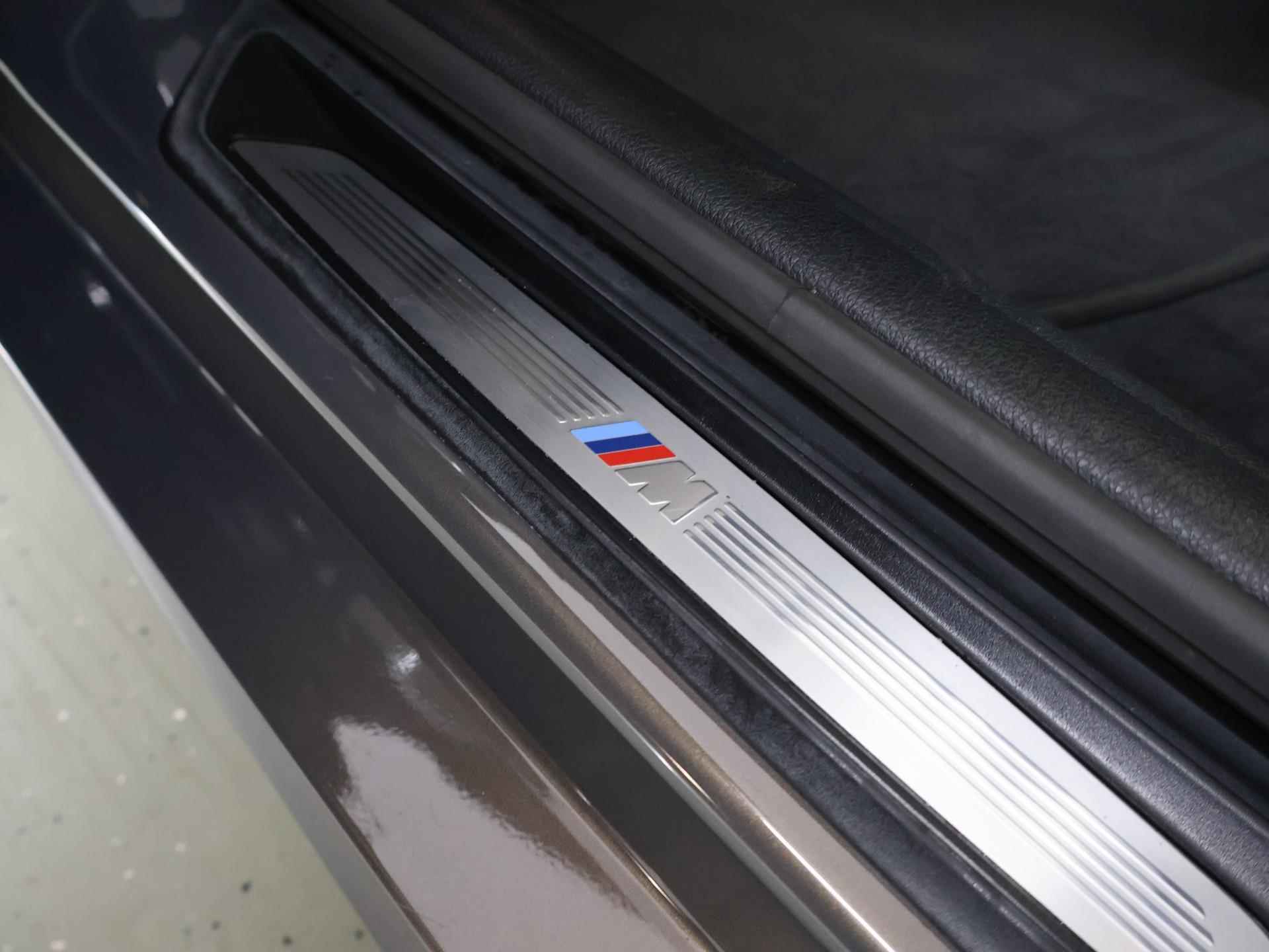 BMW 4-serie Gran Coupé 420i High Executive Edition M sport | Sportstoelen | Stuurverwarming | Lane Assist | Camera | PDC | Navigatie Proff. | Schuif/Kantel dak | - 43/45