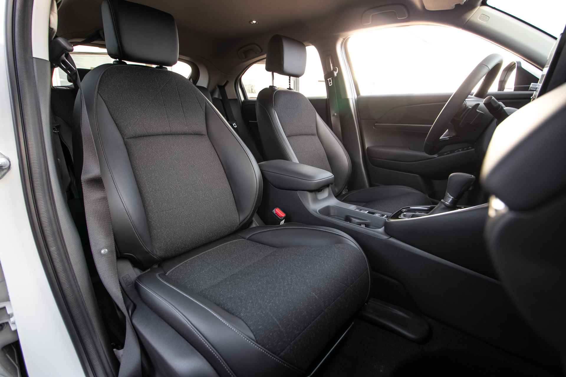 Honda HR-V 1.5 e:HEV Advance automaat All-in rijklaarprijs | Privacy glass | Dodehoek sens. | Stuur+stoelverw. - 5/43