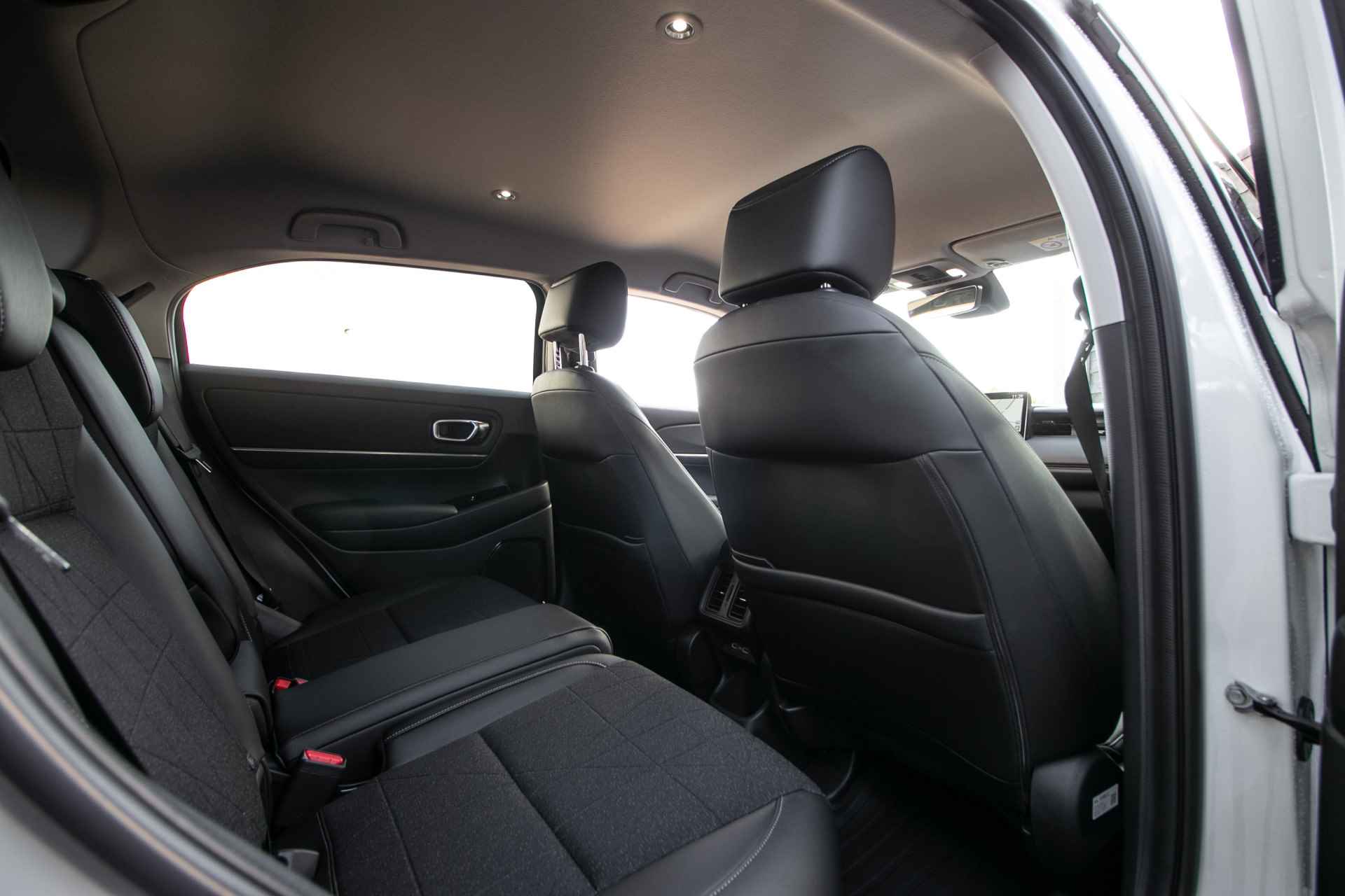 Honda HR-V 1.5 e:HEV Advance automaat All-in rijklaarprijs | Privacy glass | Dodehoek sens. | Stuur+stoelverw. - 6/43