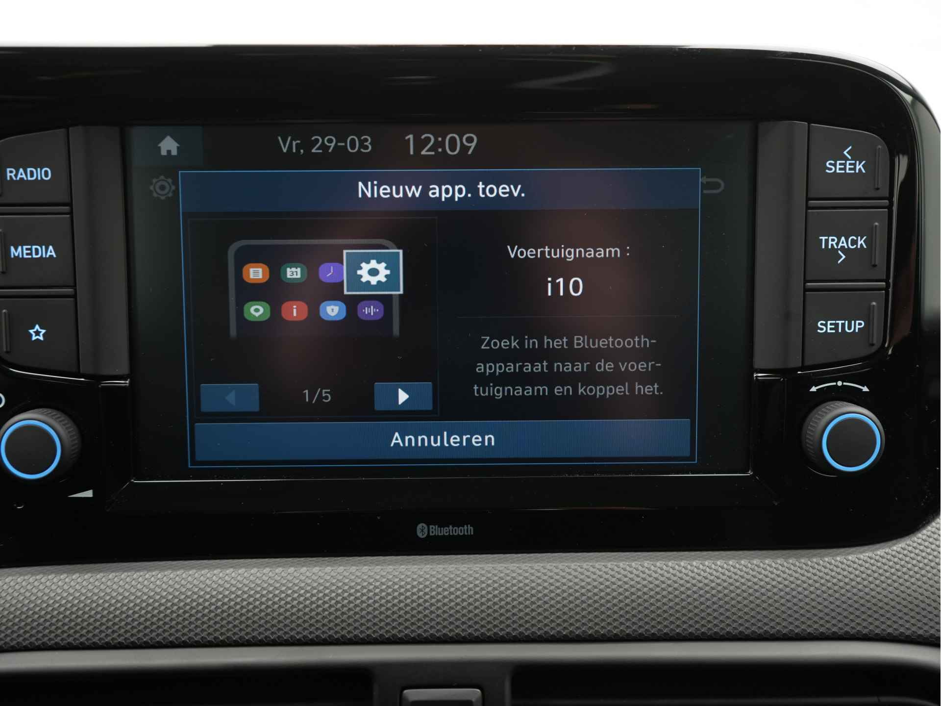 Hyundai i10 1.0 Comfort 5-zits AUTOMAAT | APPLE / ANDROID NAVIGATIE | AIRCO  Uit voorraad leverbaar! - 20/41