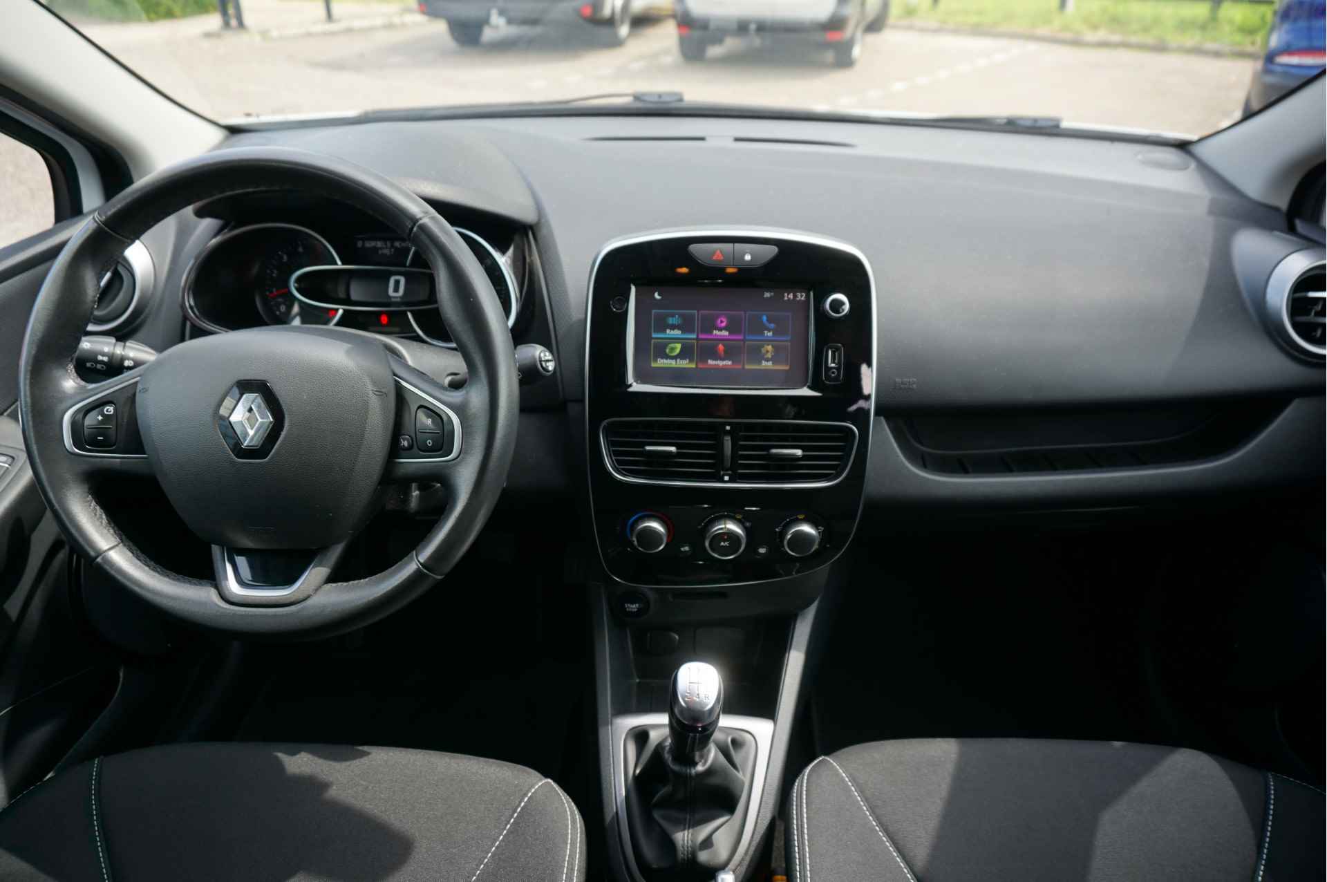 Renault Clio Estate 1.5 dCi 90 Limited - 16/19