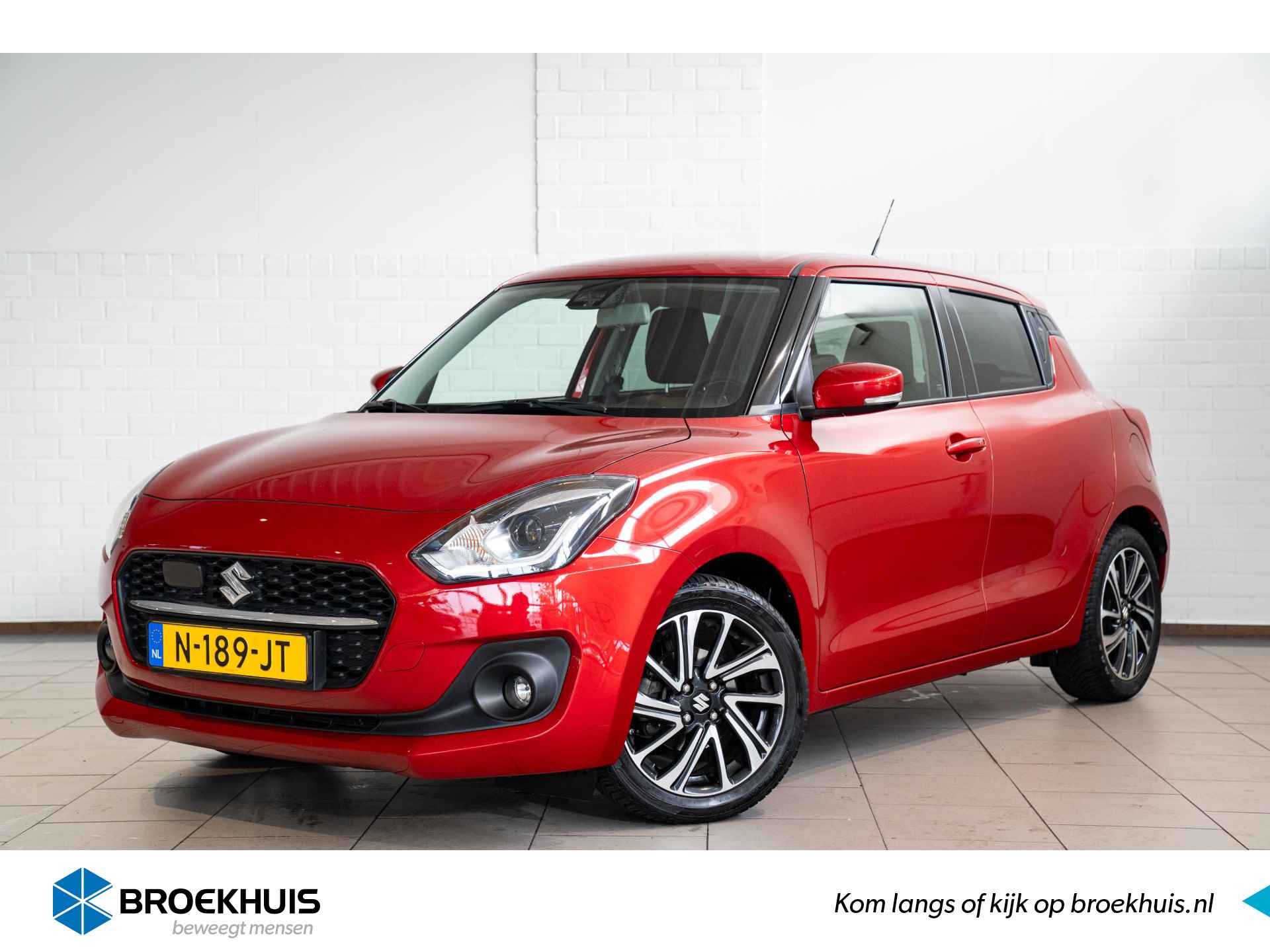 Suzuki Swift 1.2 Style Smart Hybrid | Climate Controle | Navigatie | Parkeersensoren | Keyless Entry | - 1/38