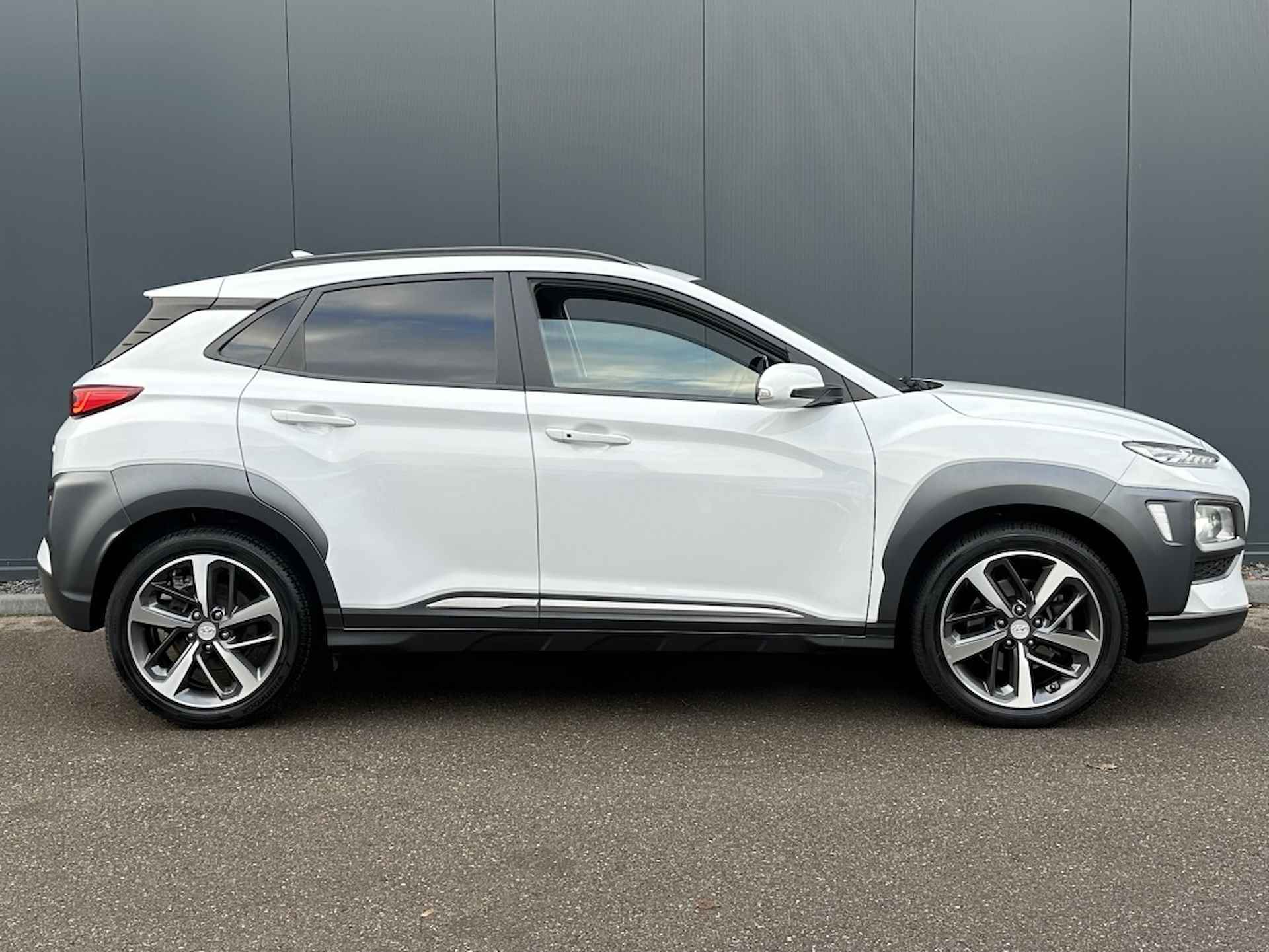 Hyundai Kona 1.0 T-GDI Premium - 12/39