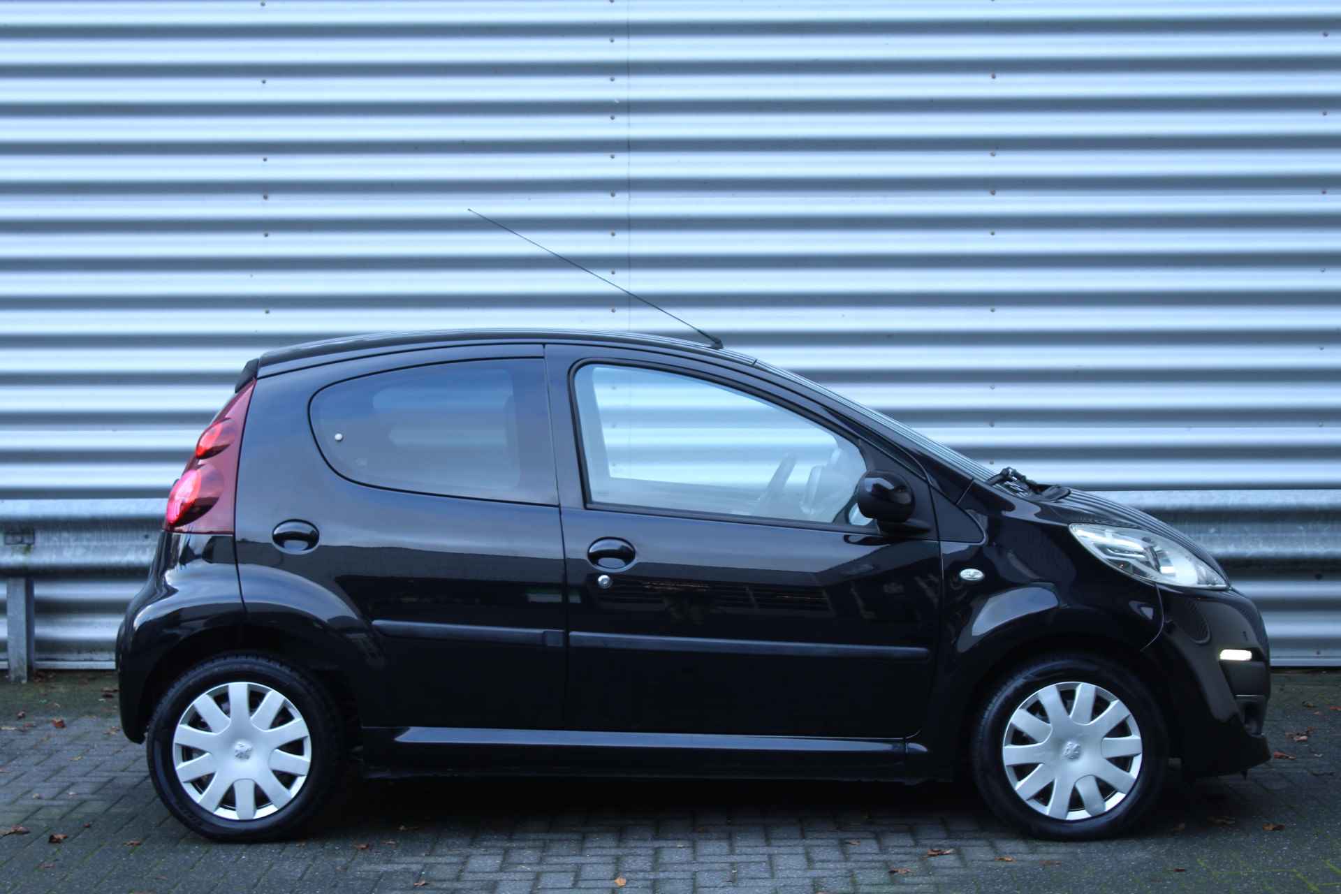 Peugeot 107 1.0 68pk Active 5 deurs NL-Auto NAP Airco CPV El. Ramen LED Stuurbekrachtiging - 5/27