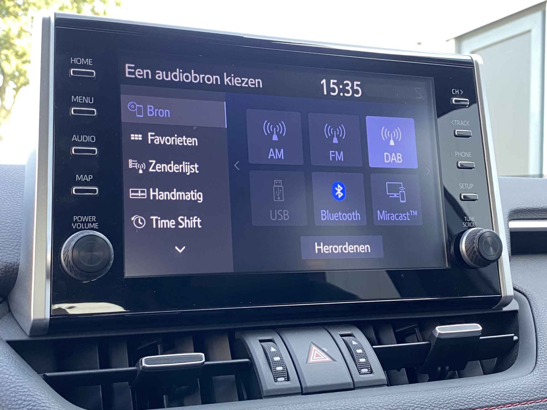 Suzuki Across RAV4 2.5 Plug-in Hybrid Style 306PK Trekhaak 1500KG Treklast Carplay Dealer Onderhouden - 31/43