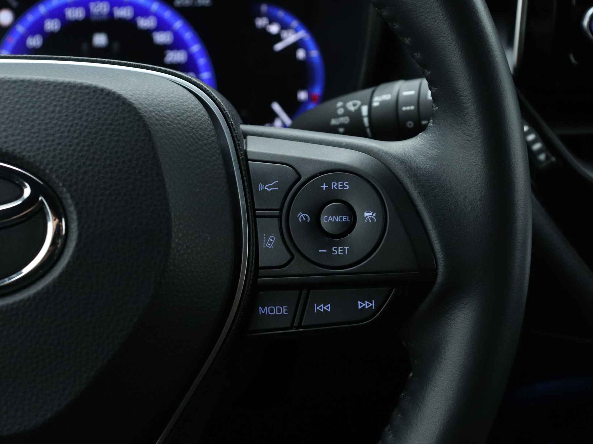 Toyota Corolla Touring Sports 1.8 Hybrid Dynamic | Camera | Stoelverwarming | LED | Climate Control | - 23/43