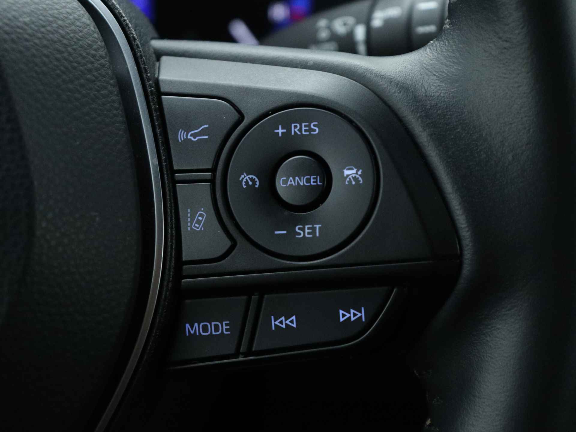 Toyota Corolla Touring Sports 1.8 Hybrid Dynamic | Camera | Stoelverwarming | LED | Climate Control | - 26/43