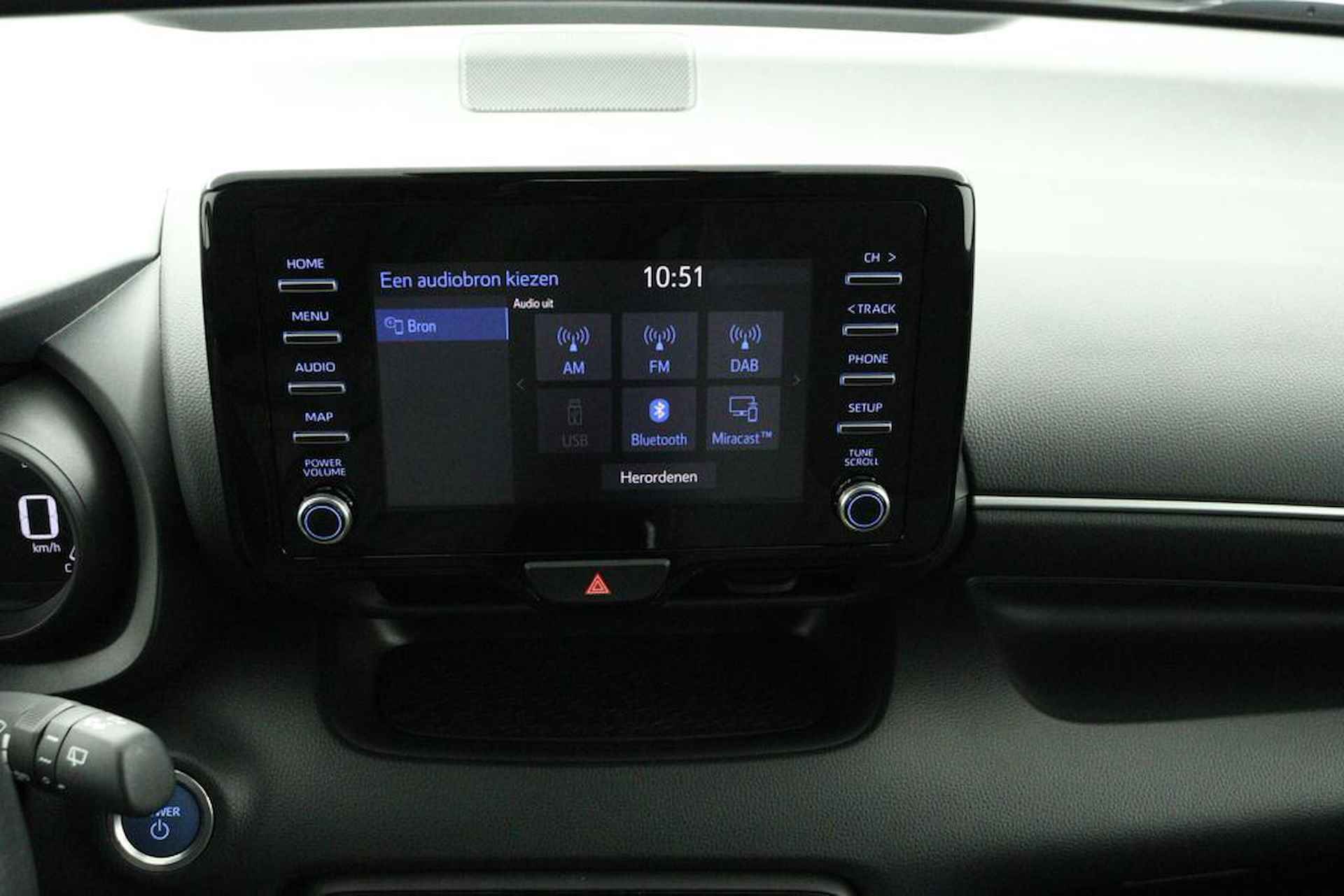 Toyota Yaris 1.5 Hybrid Dynamic | Apple Carplay/Android Auto | Parkeercamera | Adaptieve Cruise-Control | - 9/47