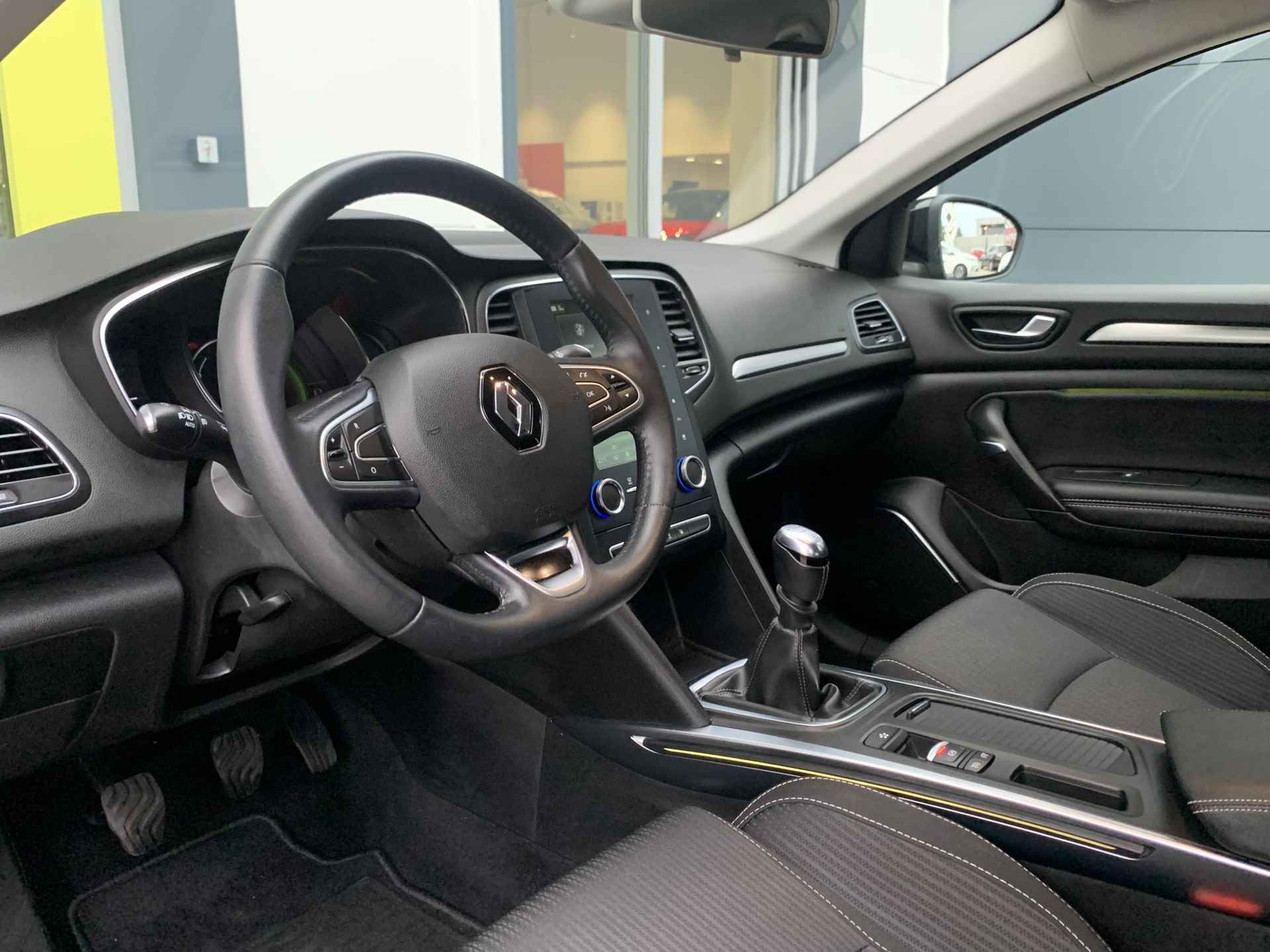 Renault Mégane Estate 1.3 TCe Limited | Achteruitrijcamera | Navigatie | Climate control | - 25/45