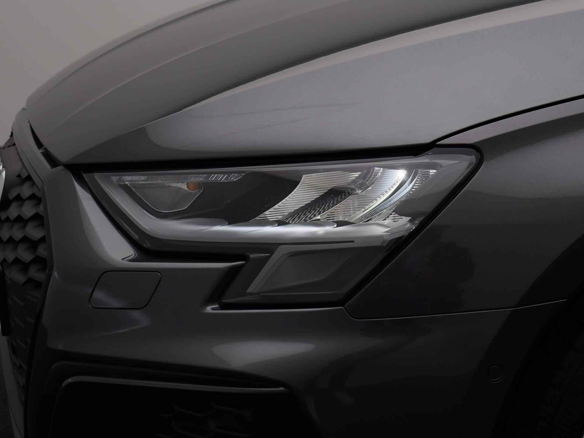 Audi A3 Sportback 30 TFSI S edition 110 PK | S-line exterieur | S-line interieur | Automaat | Navigatie | Adaptive Cruise Control | Parkeersensoren | Stoelverwarming | Lichtmetalen velgen | Climate Control | Audi Sound System | Fabrieksgarantie | - 17/46