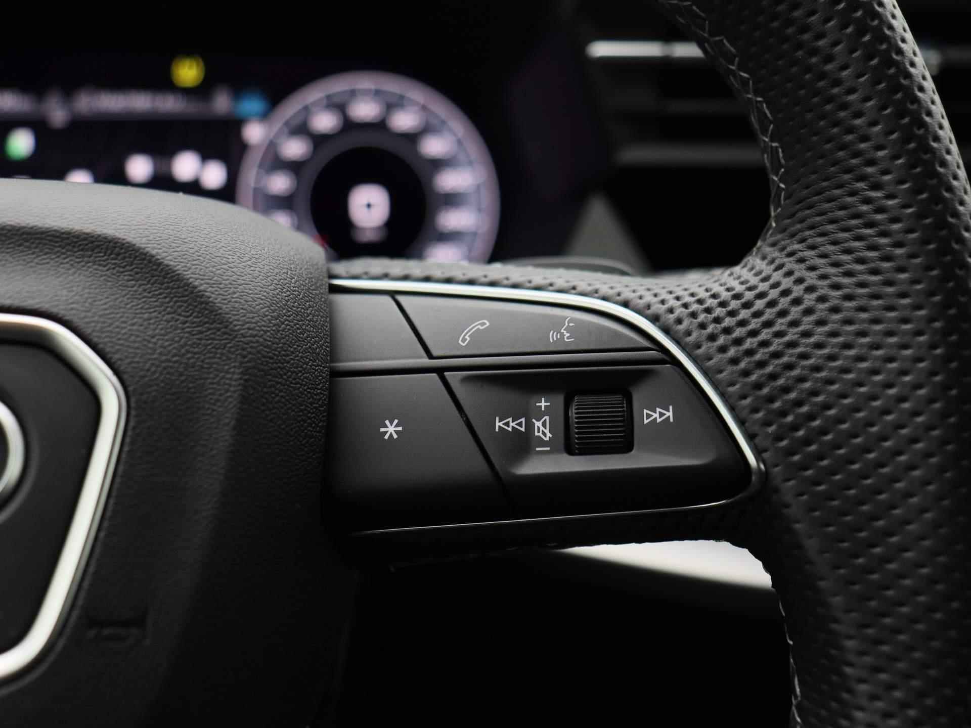 Audi A3 Sportback 30 TFSI S edition 110 PK | S-line exterieur | S-line interieur | Automaat | Navigatie | Adaptive Cruise Control | Parkeersensoren | Stoelverwarming | Lichtmetalen velgen | Climate Control | Audi Sound System | Fabrieksgarantie | - 25/46