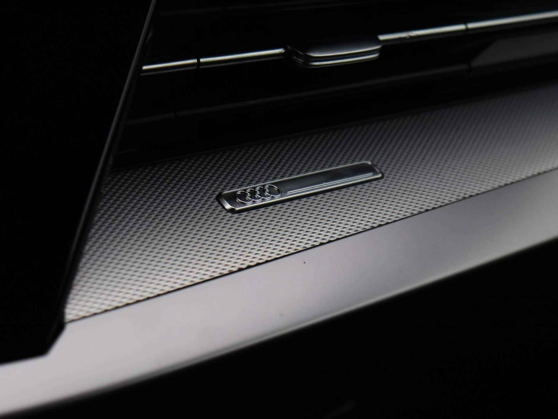 Audi A3 Sportback 30 TFSI S edition 110 PK | S-line exterieur | S-line interieur | Automaat | Navigatie | Adaptive Cruise Control | Parkeersensoren | Stoelverwarming | Lichtmetalen velgen | Climate Control | Audi Sound System | Fabrieksgarantie | - 31/46