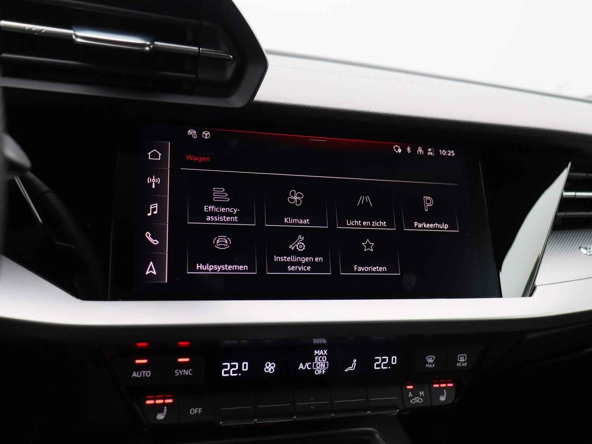 Audi A3 Sportback 30 TFSI S edition 110 PK | S-line exterieur | S-line interieur | Automaat | Navigatie | Adaptive Cruise Control | Parkeersensoren | Stoelverwarming | Lichtmetalen velgen | Climate Control | Audi Sound System | Fabrieksgarantie | - 34/46