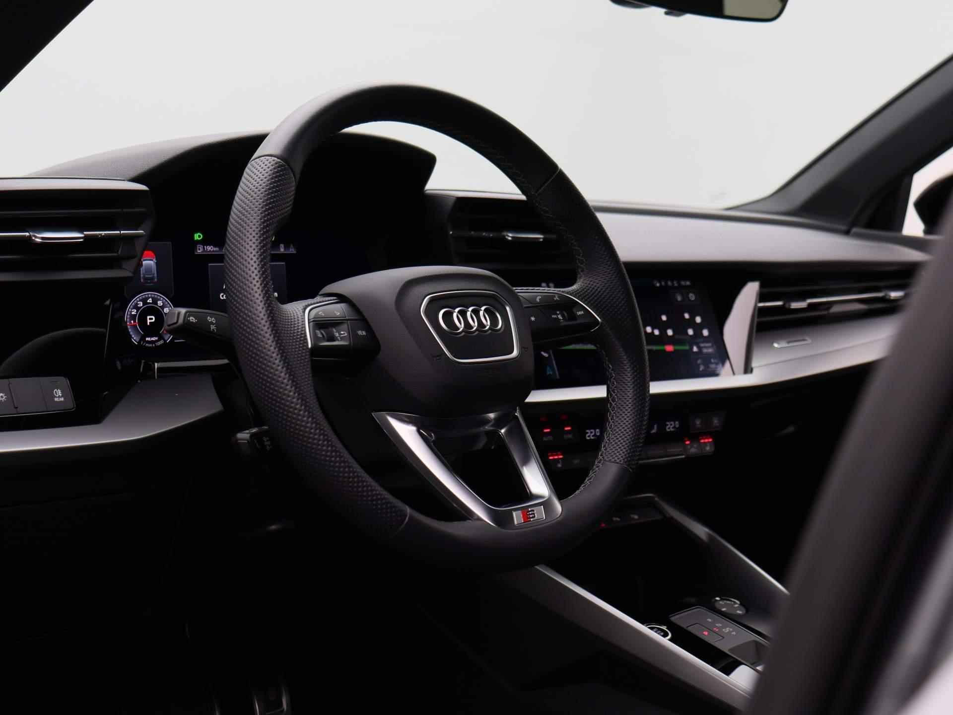 Audi A3 Sportback 30 TFSI S edition 110 PK | S-line exterieur | S-line interieur | Automaat | Navigatie | Adaptive Cruise Control | Parkeersensoren | Stoelverwarming | Lichtmetalen velgen | Climate Control | Audi Sound System | Fabrieksgarantie | - 37/46