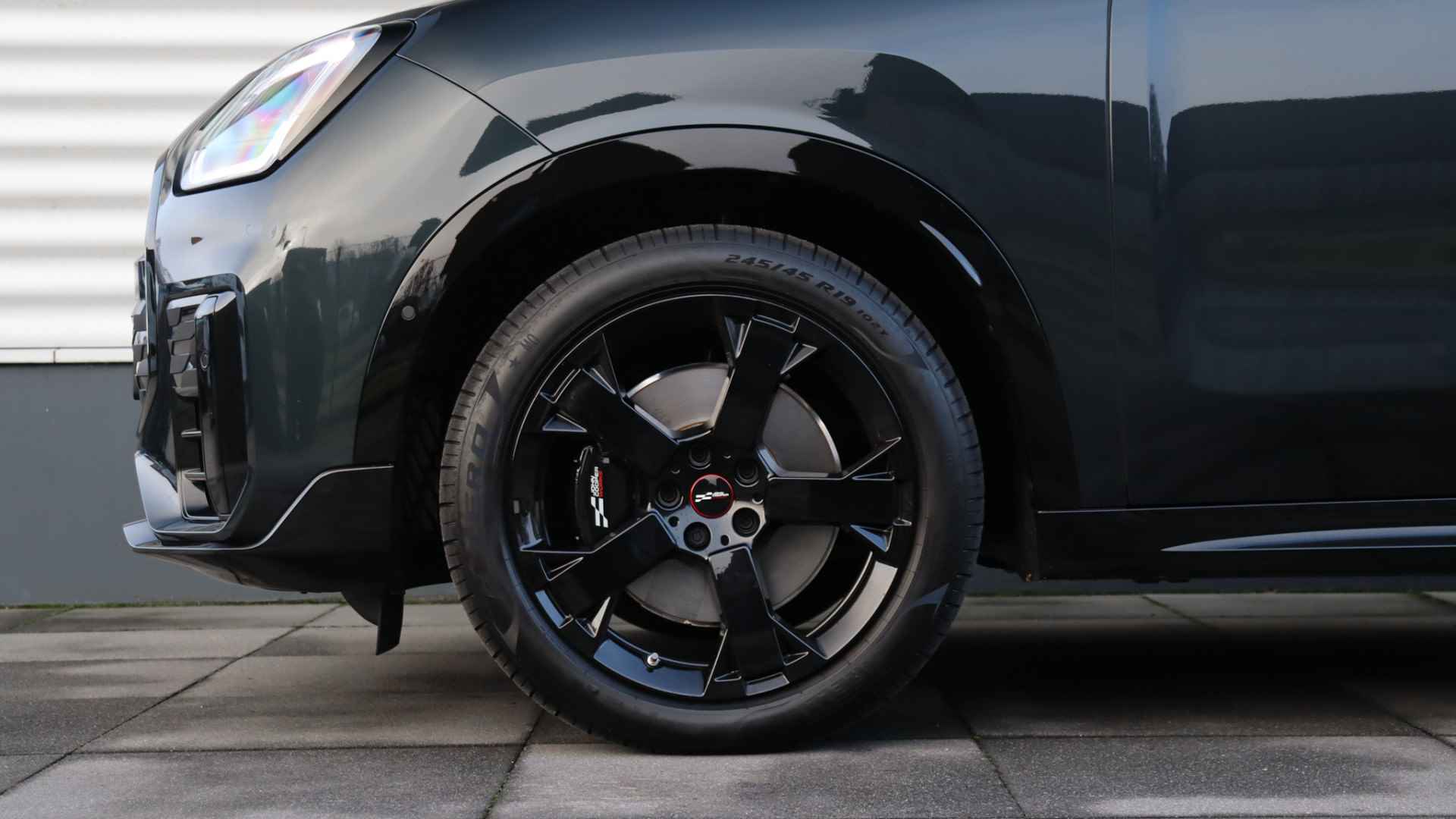 MINI Countryman 2.0 S ALL4 John Cooper Works XL | Massage | Harman/Kardon | Panoramadak | Head-up | Trekhaak - 4/41