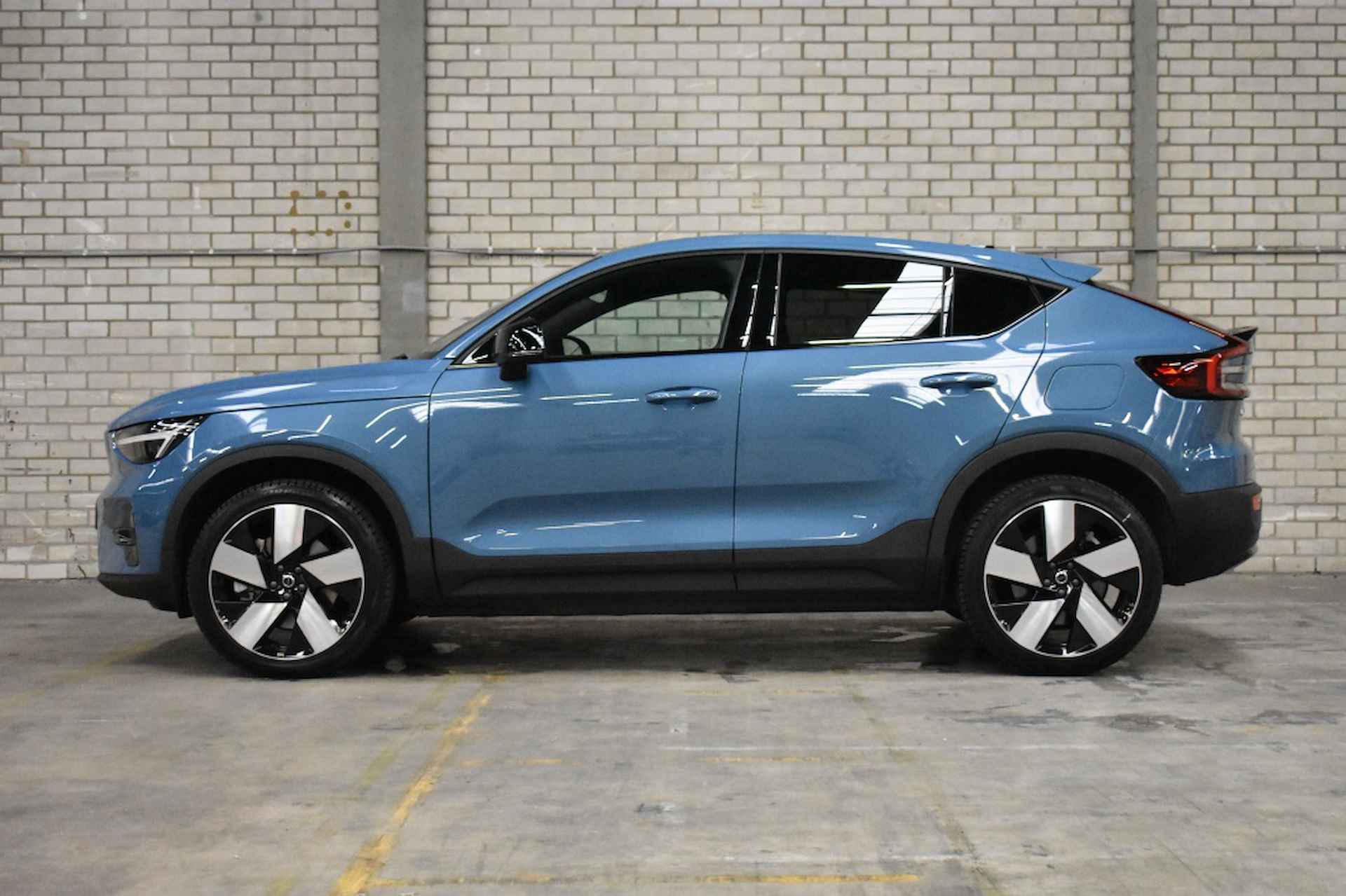 Volvo C40 Single 231pk/69kWh Ultimate | 20'' | Nubuck - 2/40