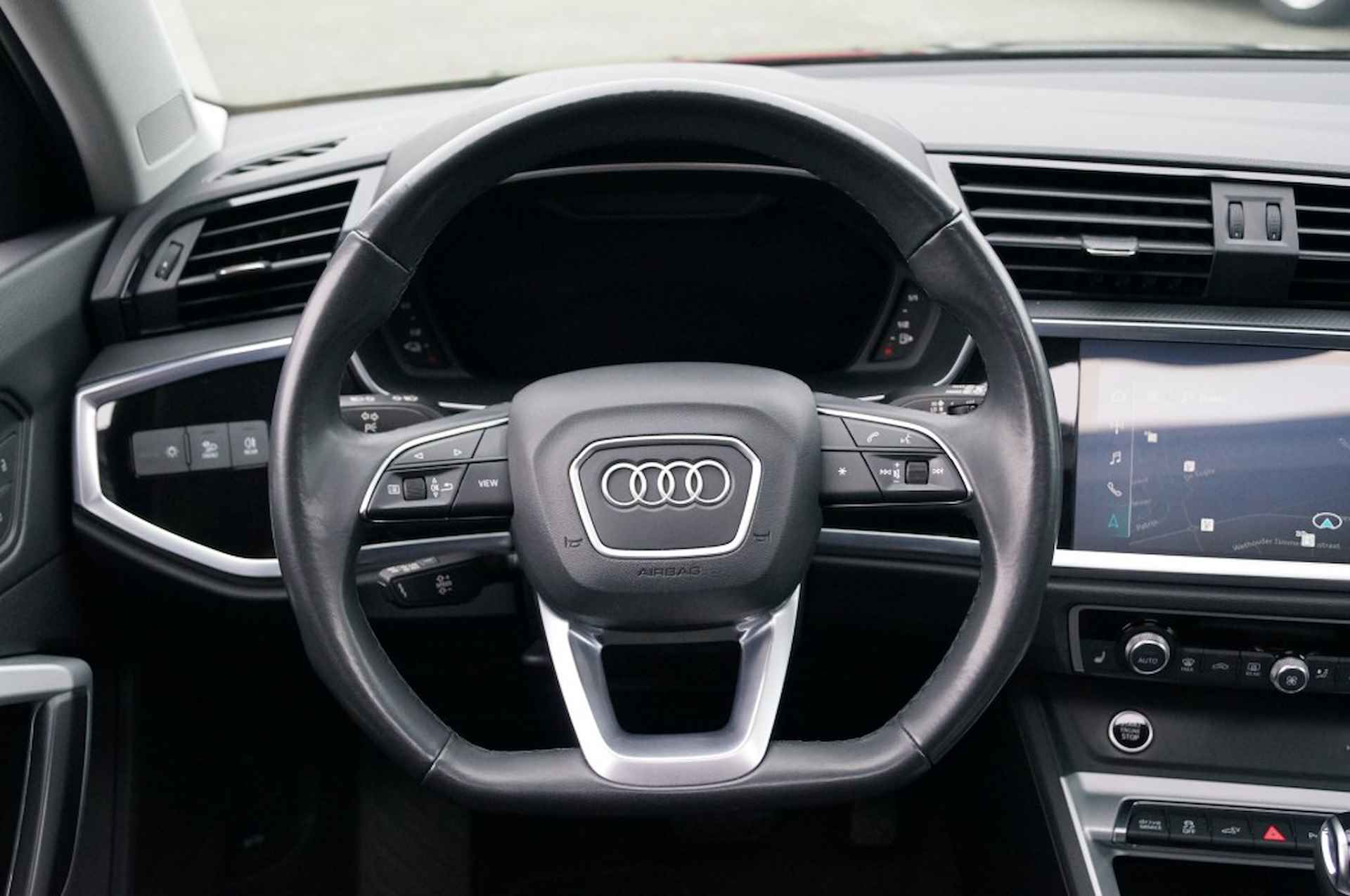 AUDI Q3 Sportback 45 TFSI HYBRID S-Line/ Panodak /Navi /El. A-Klep /Key-Less /19LM - 44/54