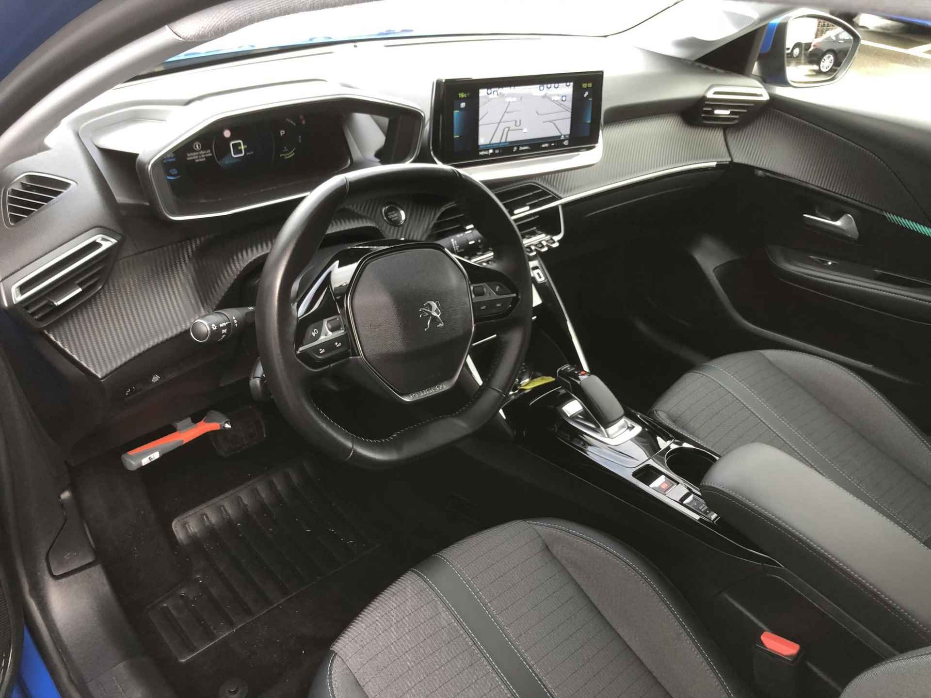 Peugeot e-208 EV Allure 50 kWh Navigatie / Draadloze telefoonoplader / Lichtmetalen Velgen - 15/22