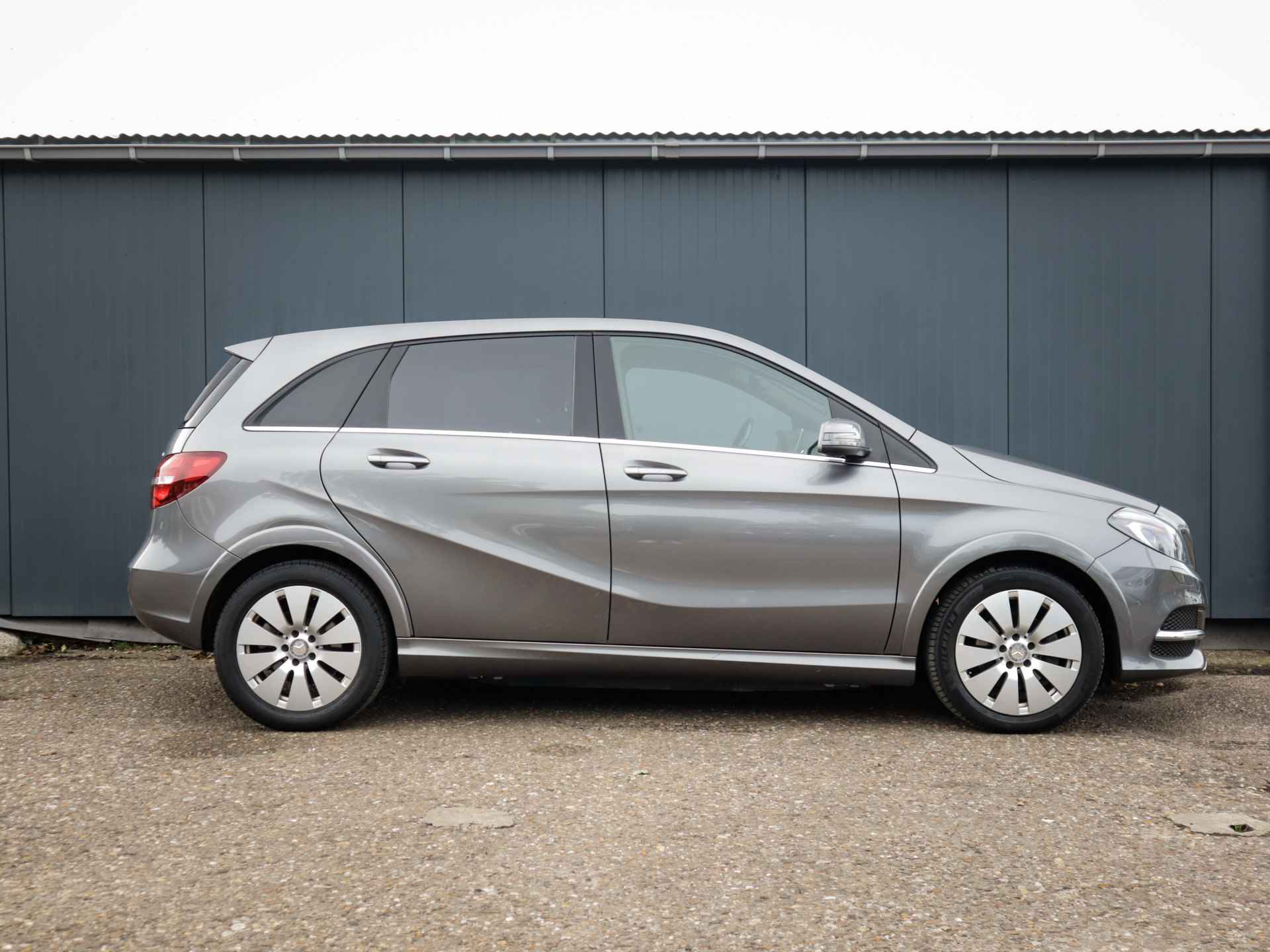 Mercedes-Benz B-Klasse Electric Drive Lease Edition 28 kWh (184 PK) (Subsidie Mogelijk) Keurig-Onderh, 12-Mnd-BOVAG, NL-Auto, Airco, Bluetooth, Cruisecontrol, Parkeersensoren-V+A, Lm-Velgen-17Inch, Privacy-Glas - 5/46